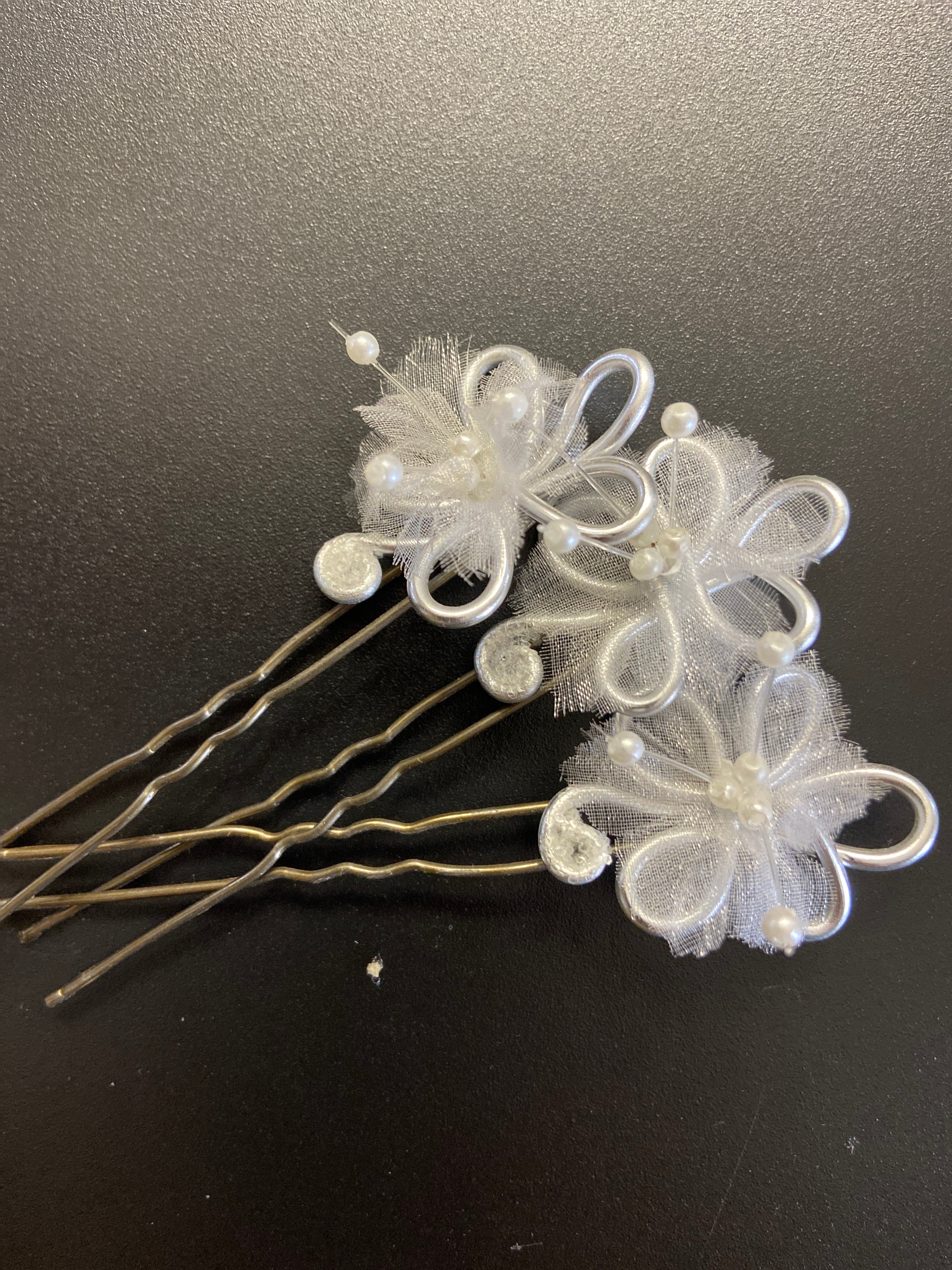 Epingle cheveux fleur mariage perle tulle