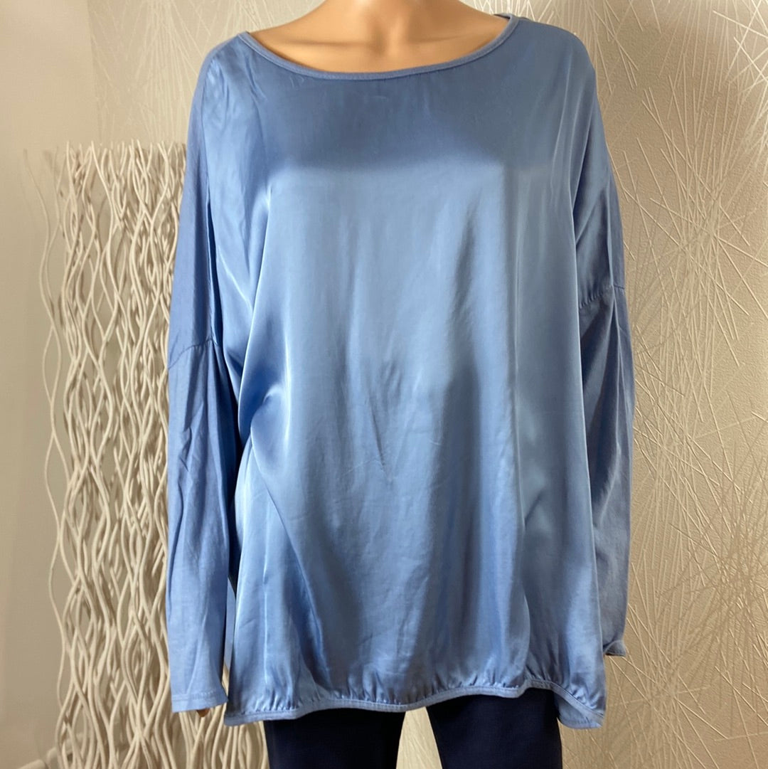 Blouse satinée asymétrique col bateau Made In Italy