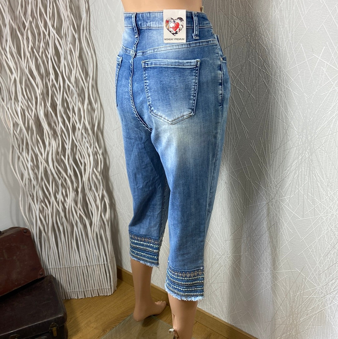 Pantacourt tissu denim jean's sequins perles taille haute confortable Monday Premium