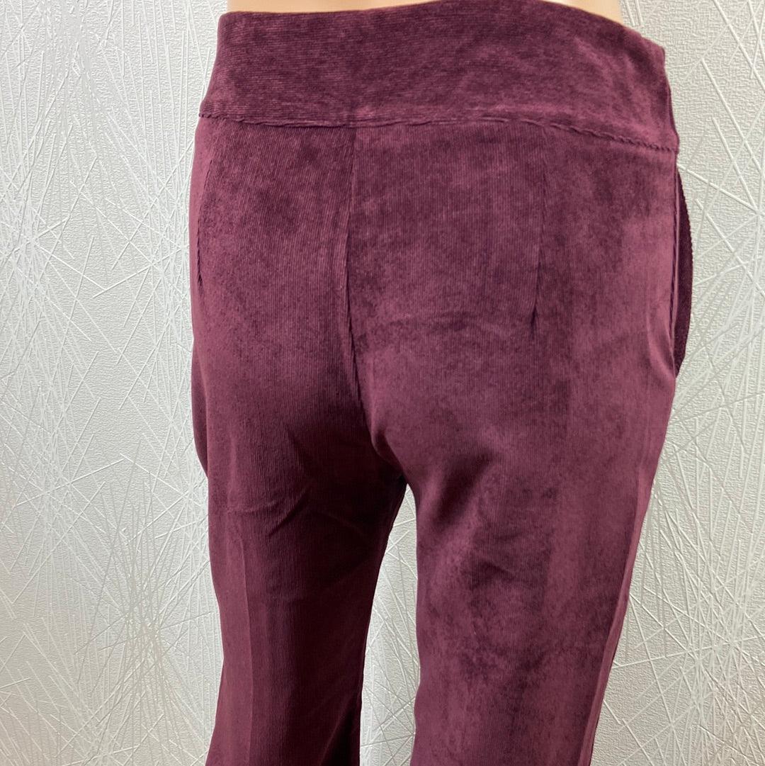 Pantalon violet en velours côtelé taille mi-haute flare pattes d’éléphant Osa - Offre-Unique