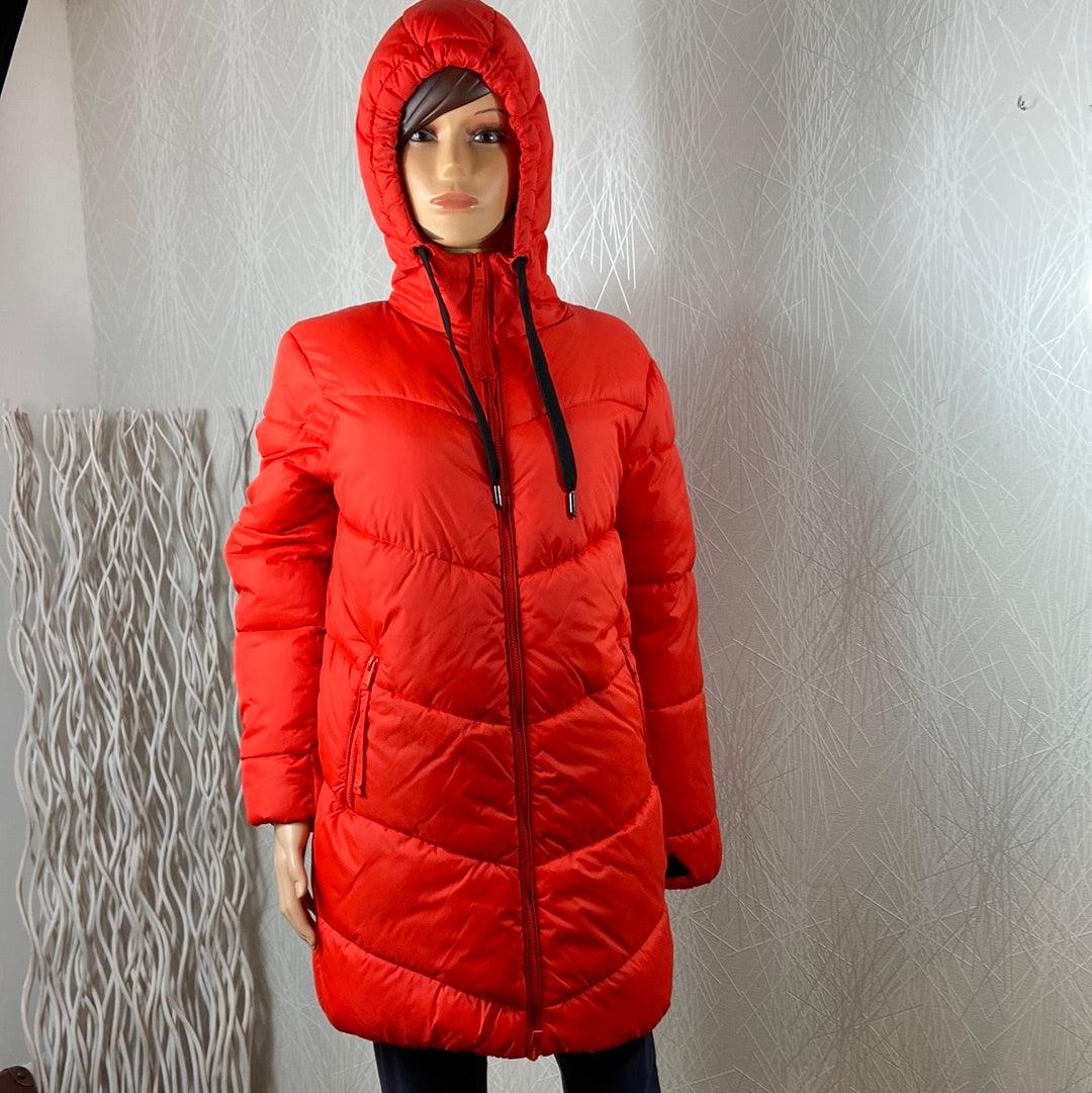 Manteau matelassé doudoune à capuche rouge modèle Bybomina Jacket B.Young - Offre-Unique