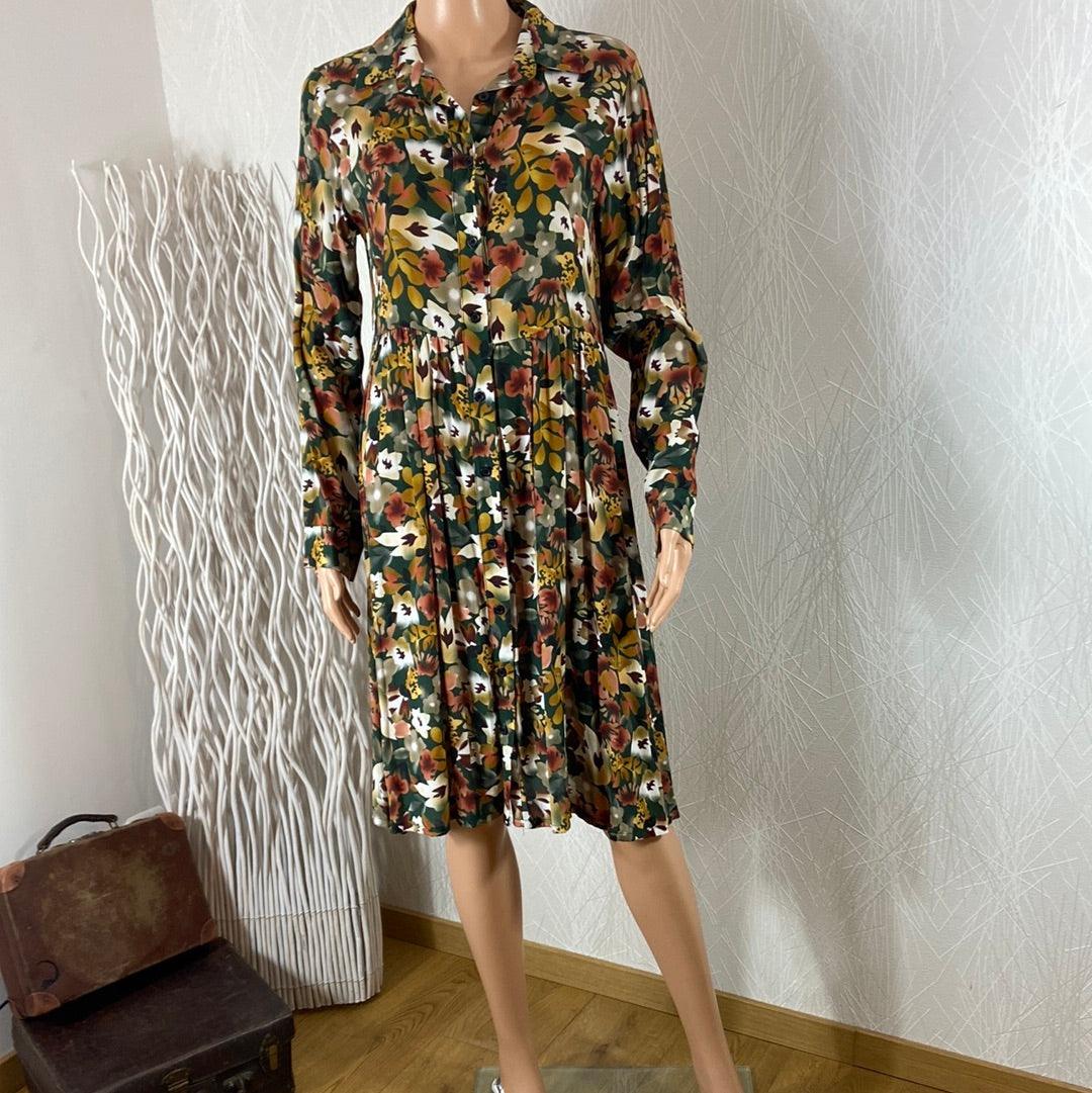 Robe multicolore fleurie boutonnée manches longues Les Impatientes - Offre-Unique