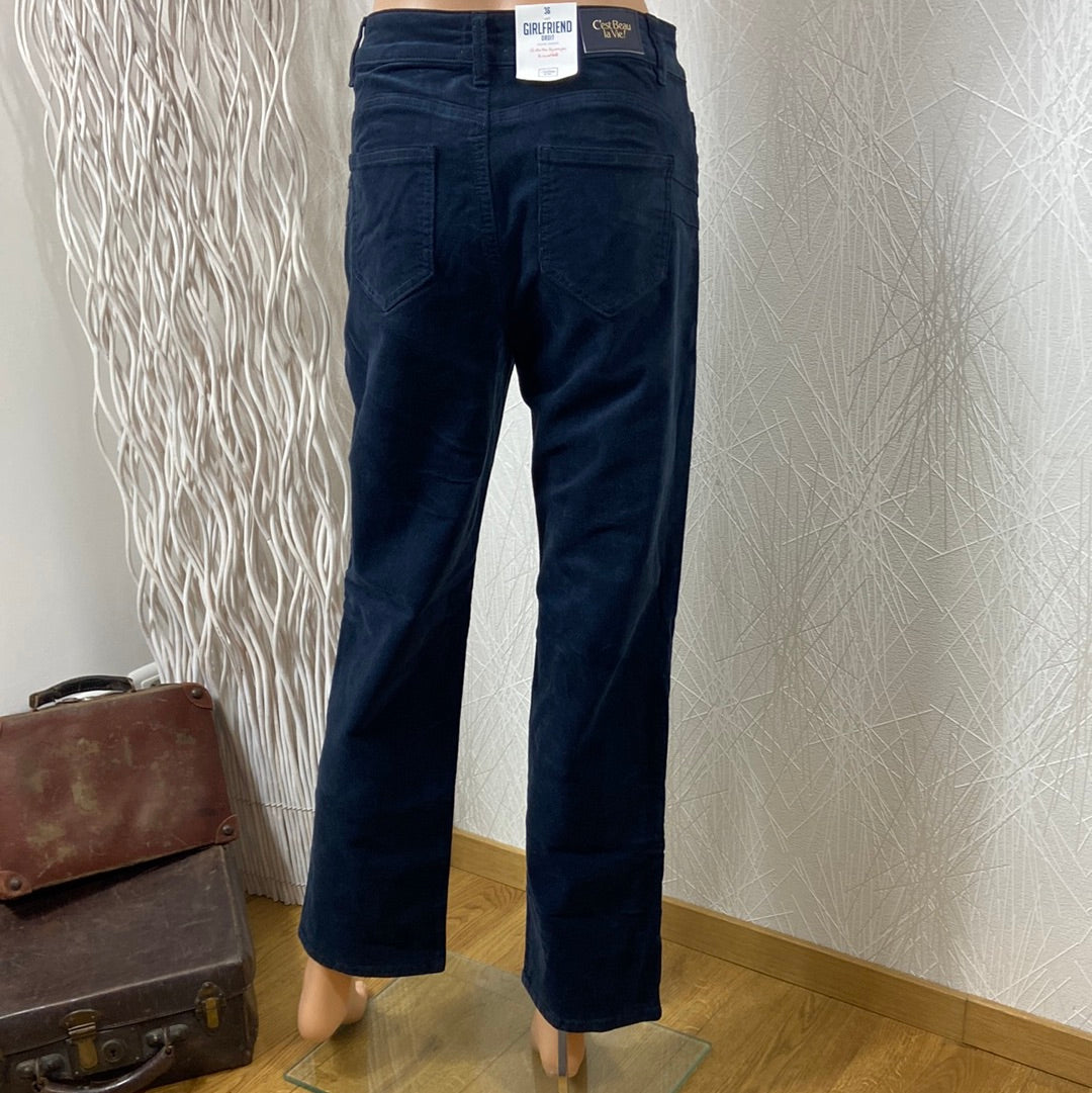 Pantalon velours bleu marine taille haute coupe girlfriend modèle Lucien C’est Beau la Vie