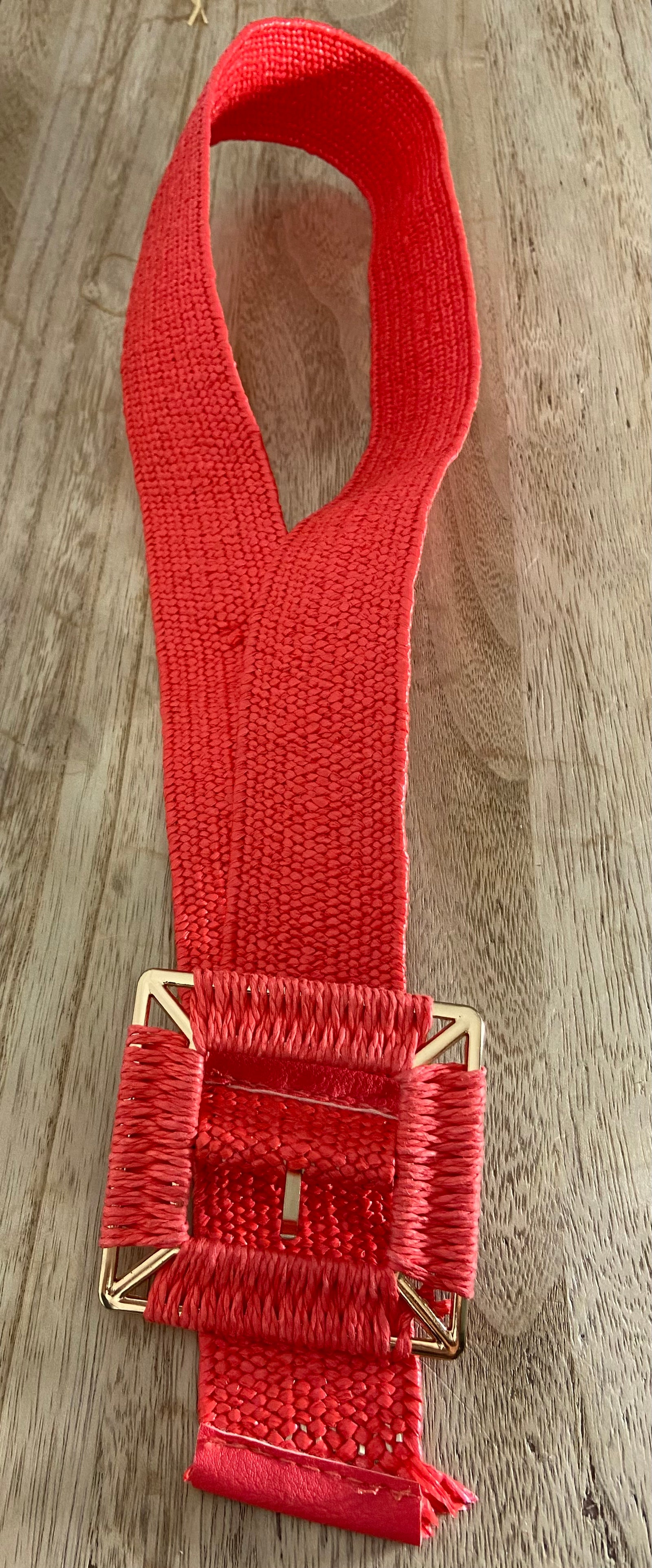 Ceinture rose femme raphia élastique grande boucle dorée