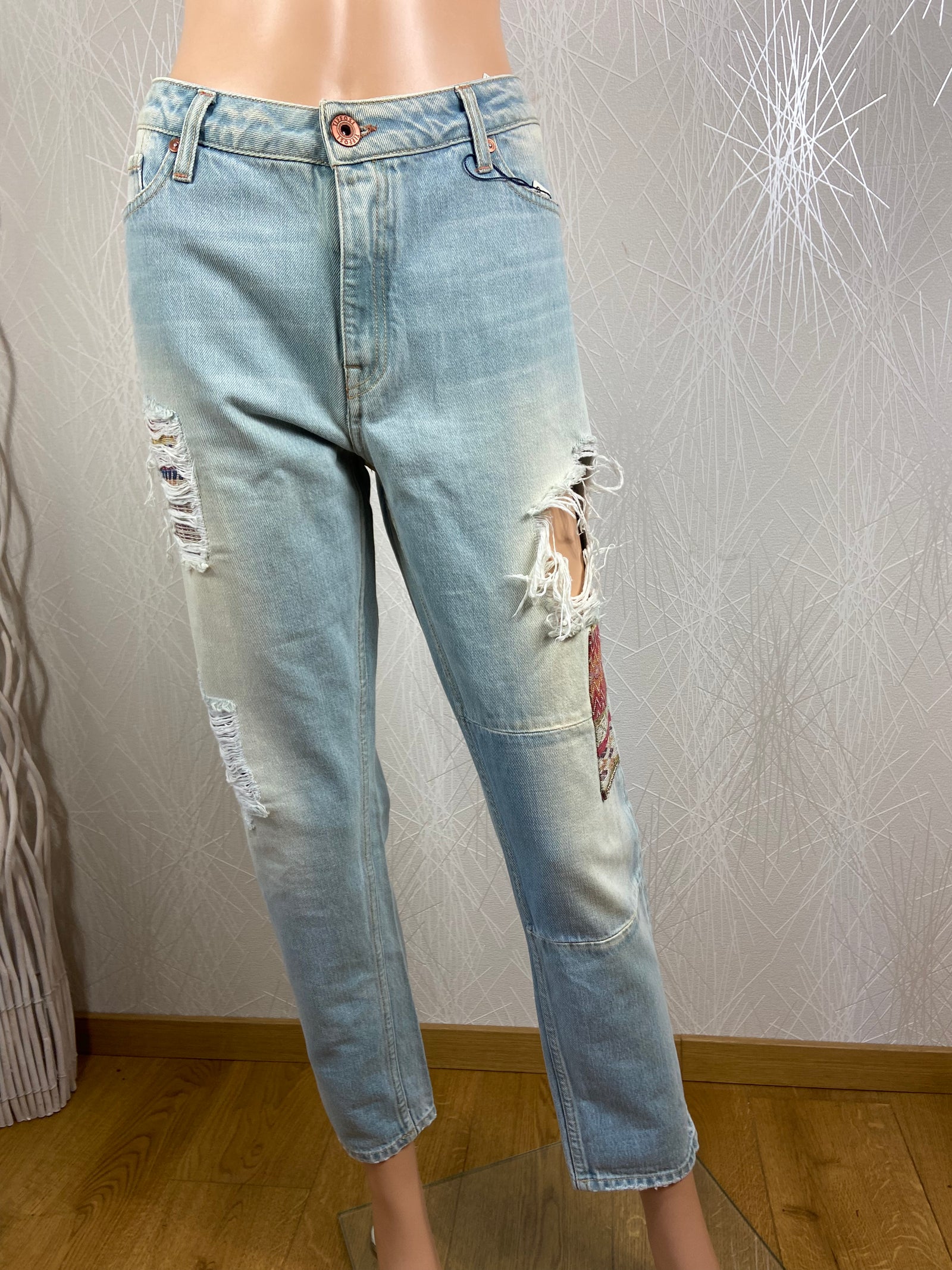 Jeans délavé déchiré avec empiècement Tiffosi Jeans