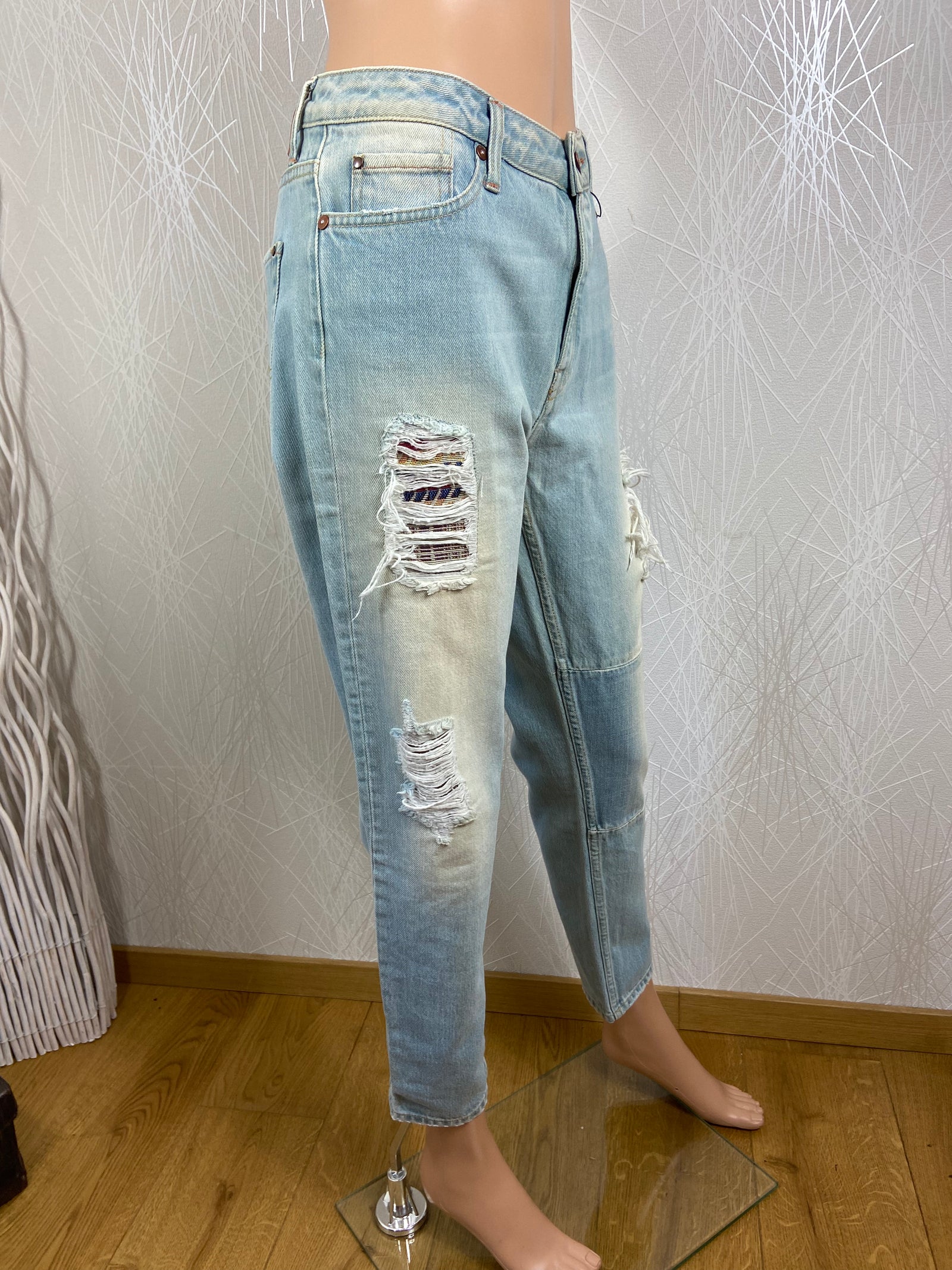 Jeans délavé déchiré avec empiècement Tiffosi Jeans