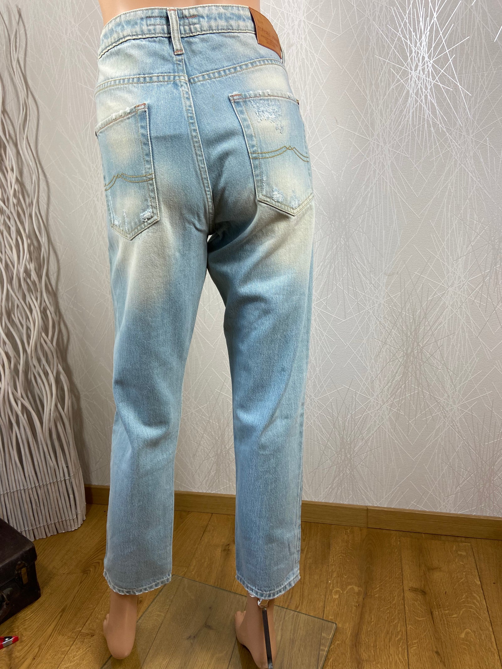 Jeans délavé déchiré avec empiècement Tiffosi Jeans