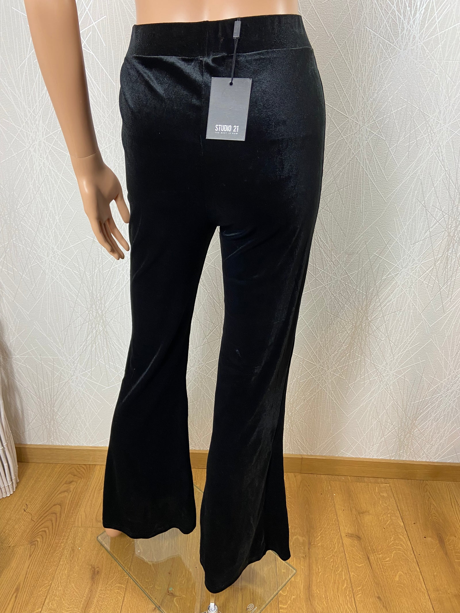 Pantalon velours lisse noir itssu doux très confortable Studio 21 - Offre-Unique