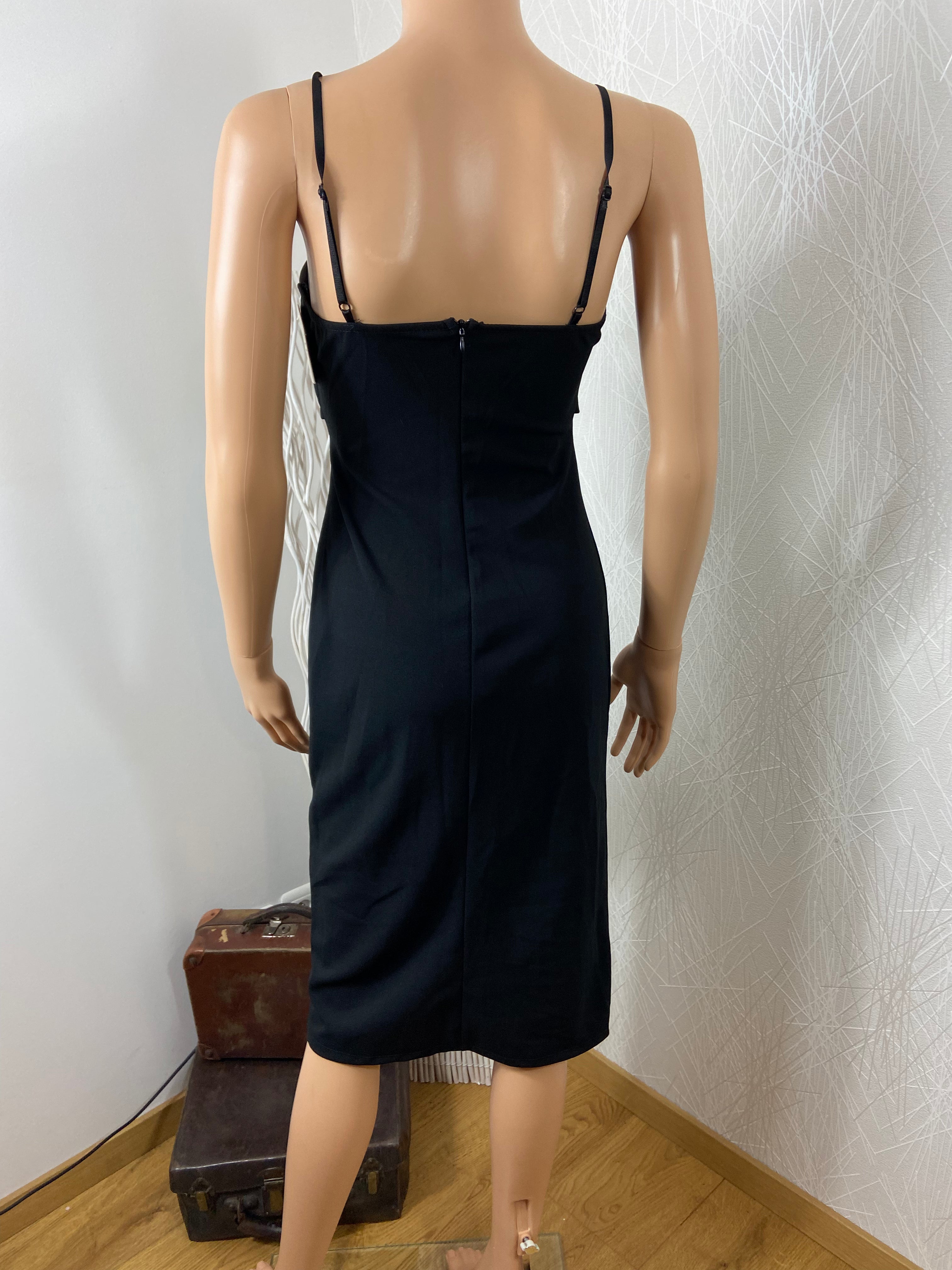 Robe midi noire à bretelles réglables avec flot - Offre-Unique