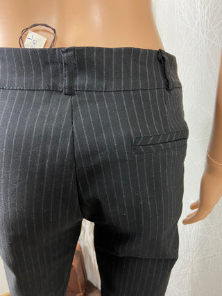 Pantalon noir rayé coupe près du corps Made In Italy