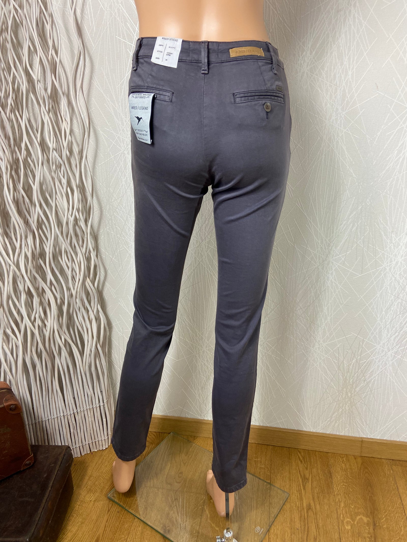 Pantalon coton violet modèle June Chino Red Legend - Offre-Unique