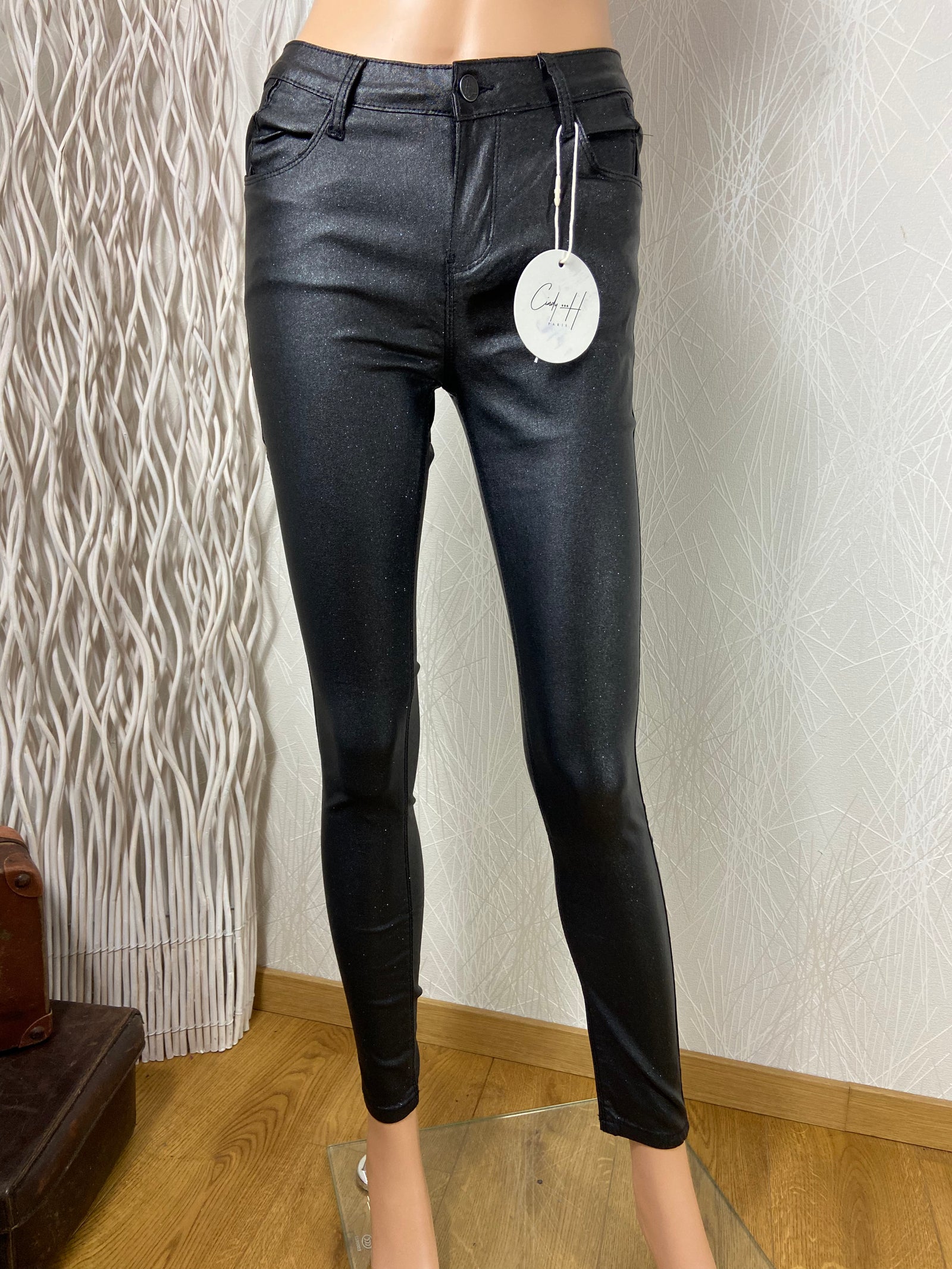 Pantalon noir pailletté skinny push up 