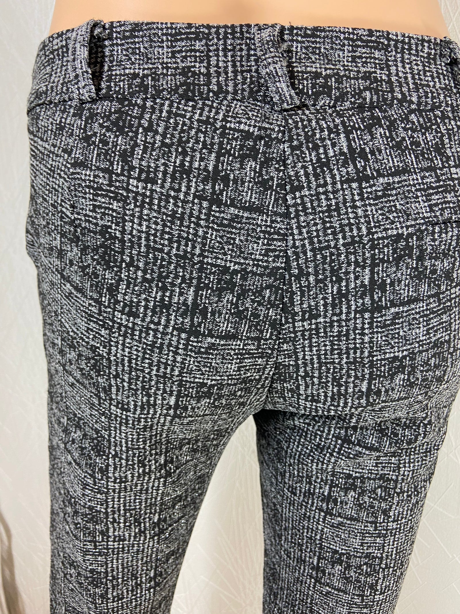 Pantalon stretch noir style écossais gris fils argentés Made In Italy - Offre-Unique