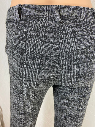 Pantalon stretch noir style écossais gris fils argentés Made In Italy