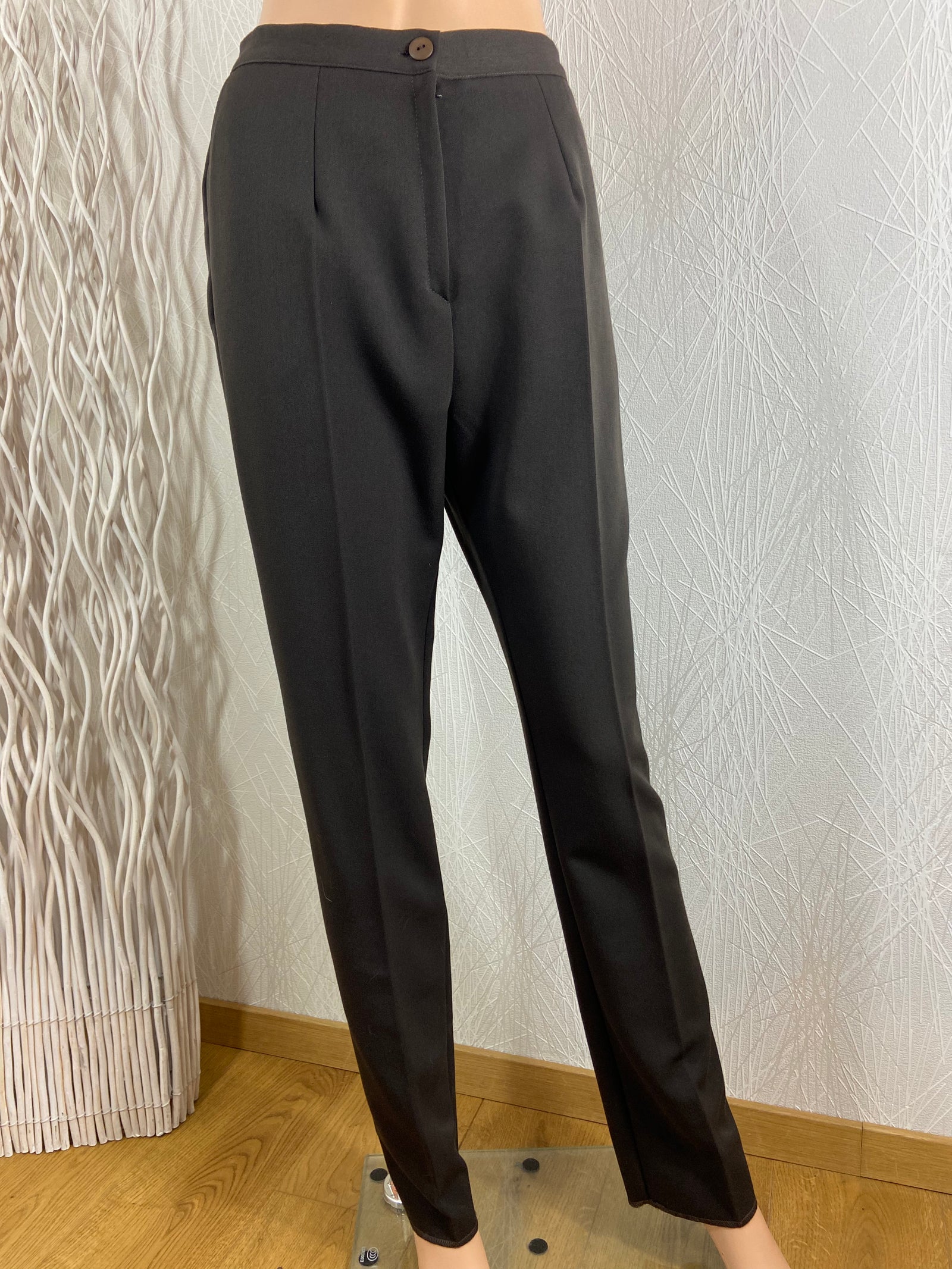 Pantalon femme coupe habillée classique taille haute fabrication française Gévana