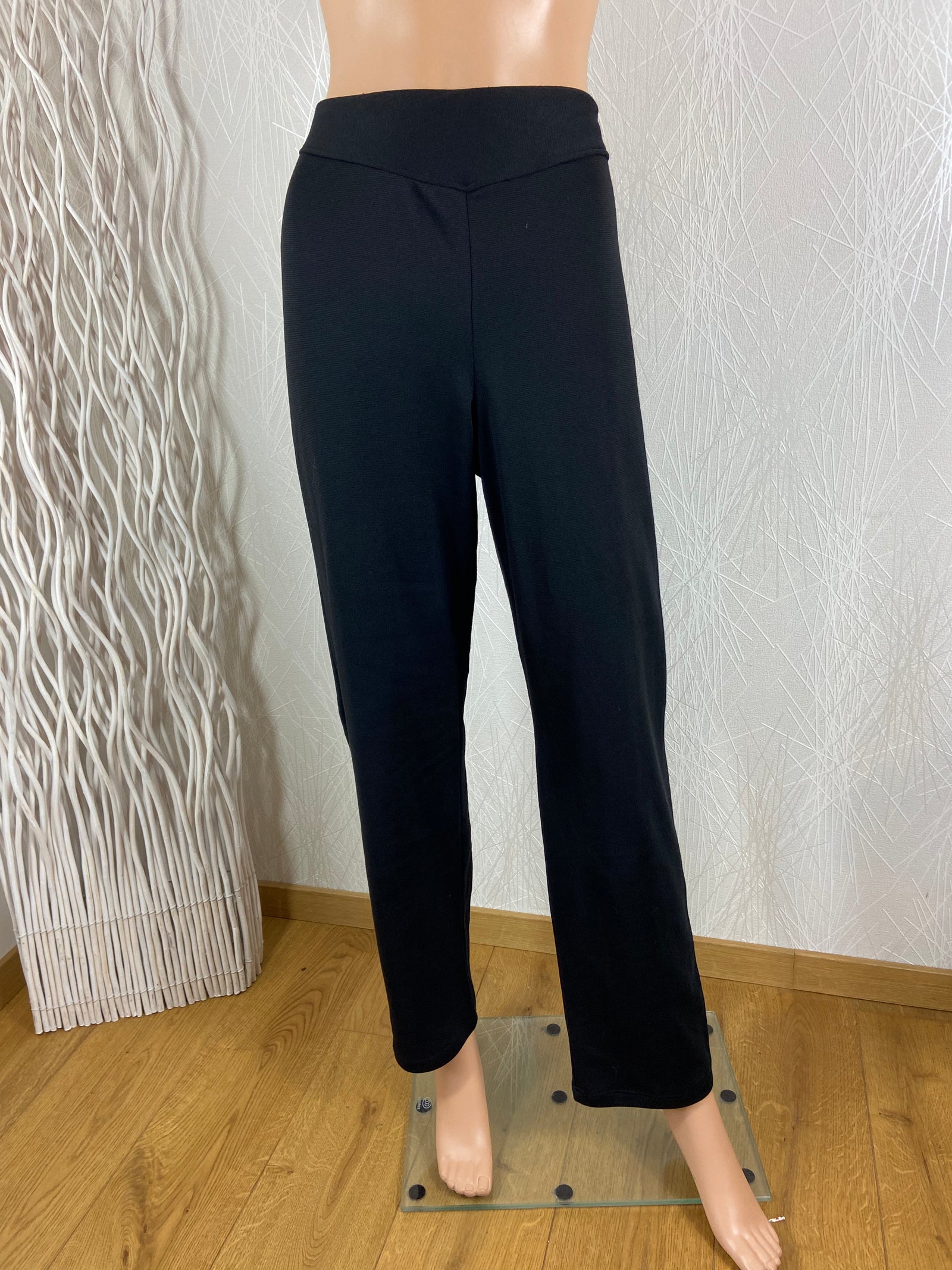 Pantalon noir fluide taille haute élastique Nayat