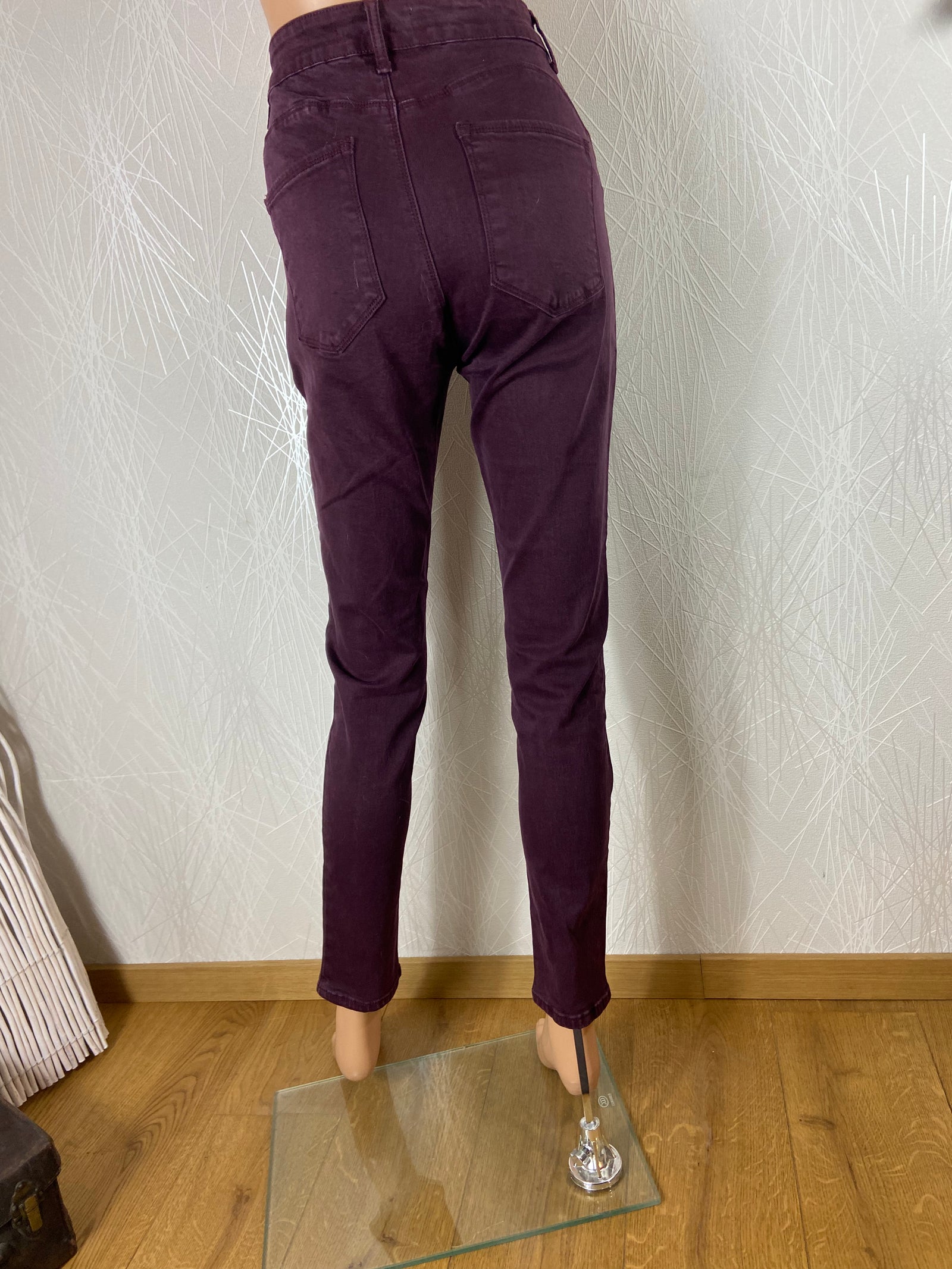 Jeans femme tons prune taille haute coupe slim Ana & Lucy