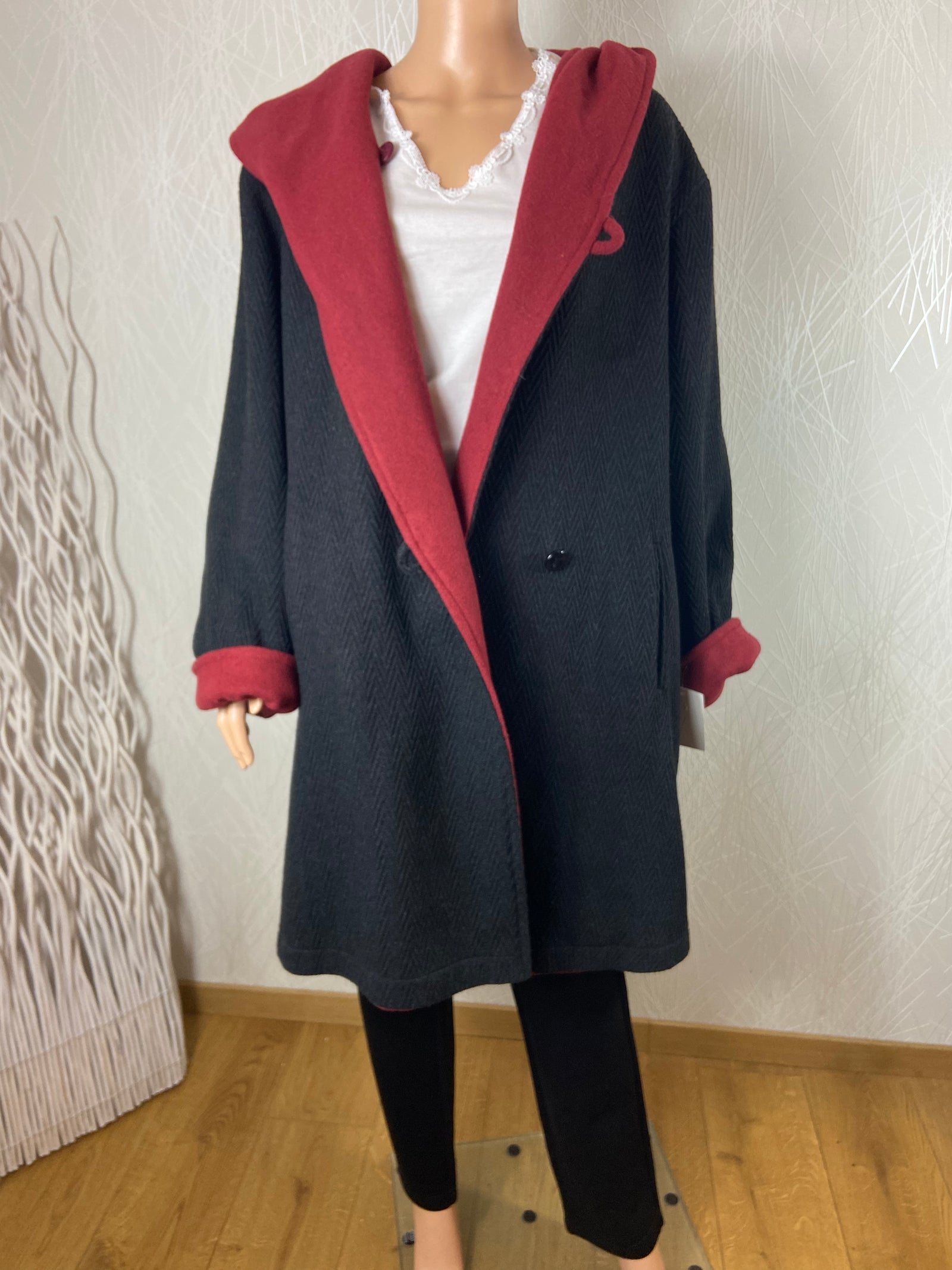 Manteau chaud laine capuche réversible rouge bordeaux ou noir grande taille Edmond Boublil