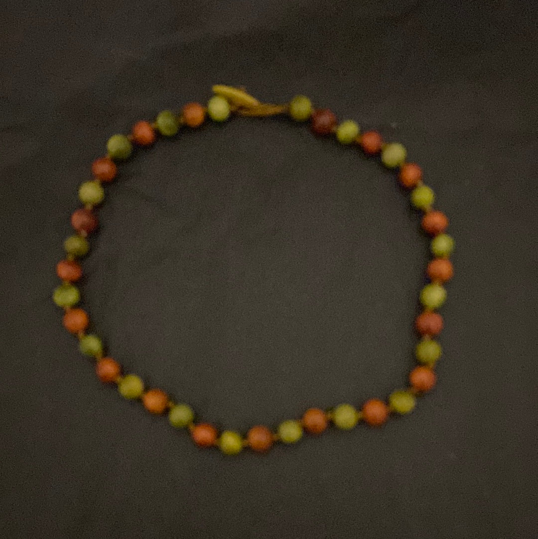 Collier en matière naturelle vert et marron Tagua & Co