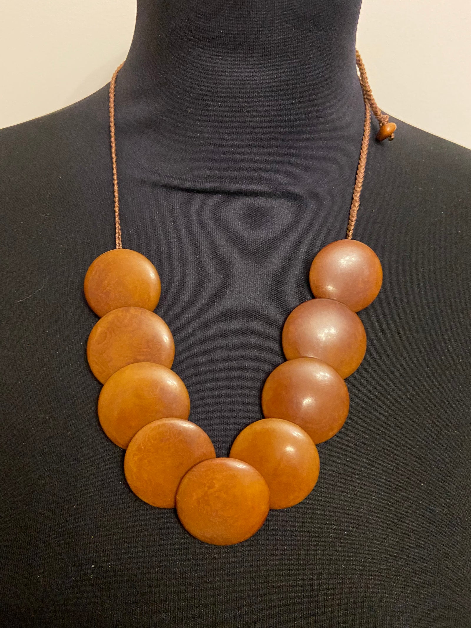 Collier en matière naturelle marron Tagua & Co