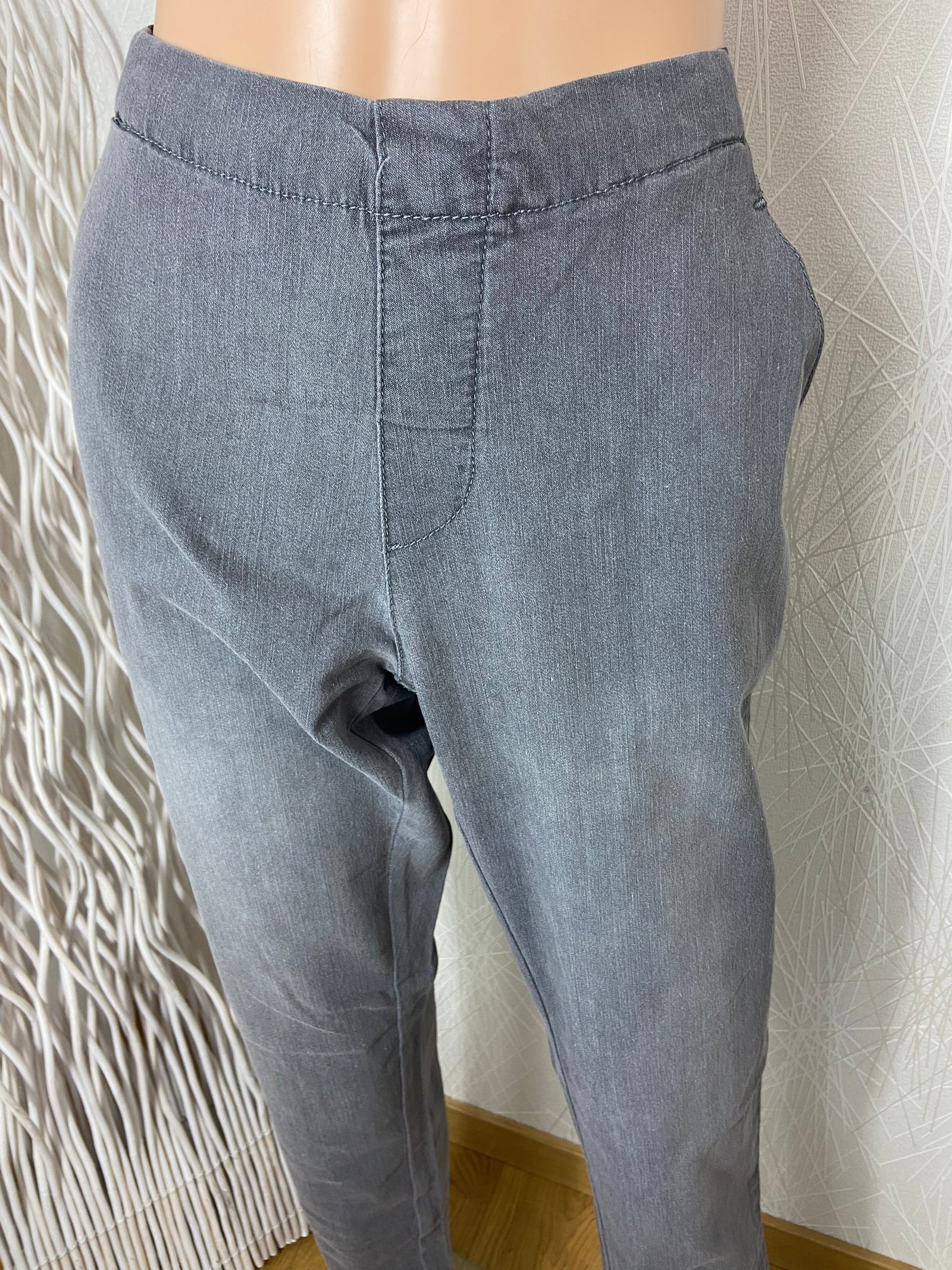 Pantalon gris taille haute élastique coupe slim Ulla Popken