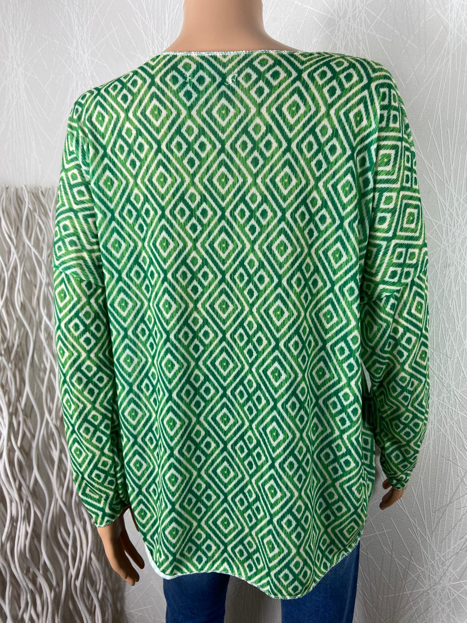T-shirt vert manches longues coupe droite tissu jersey New Collection