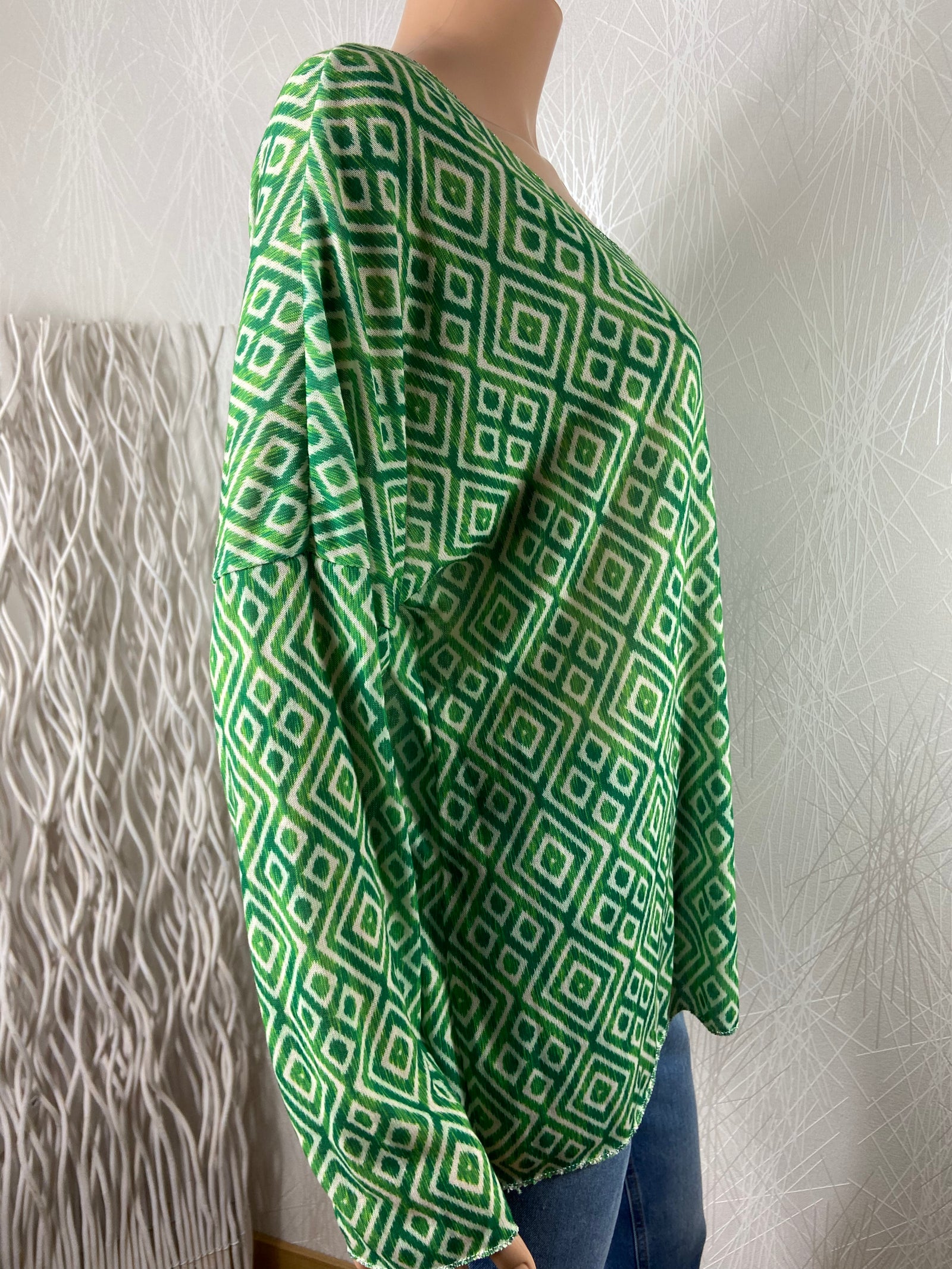 T-shirt vert manches longues coupe droite tissu jersey New Collection