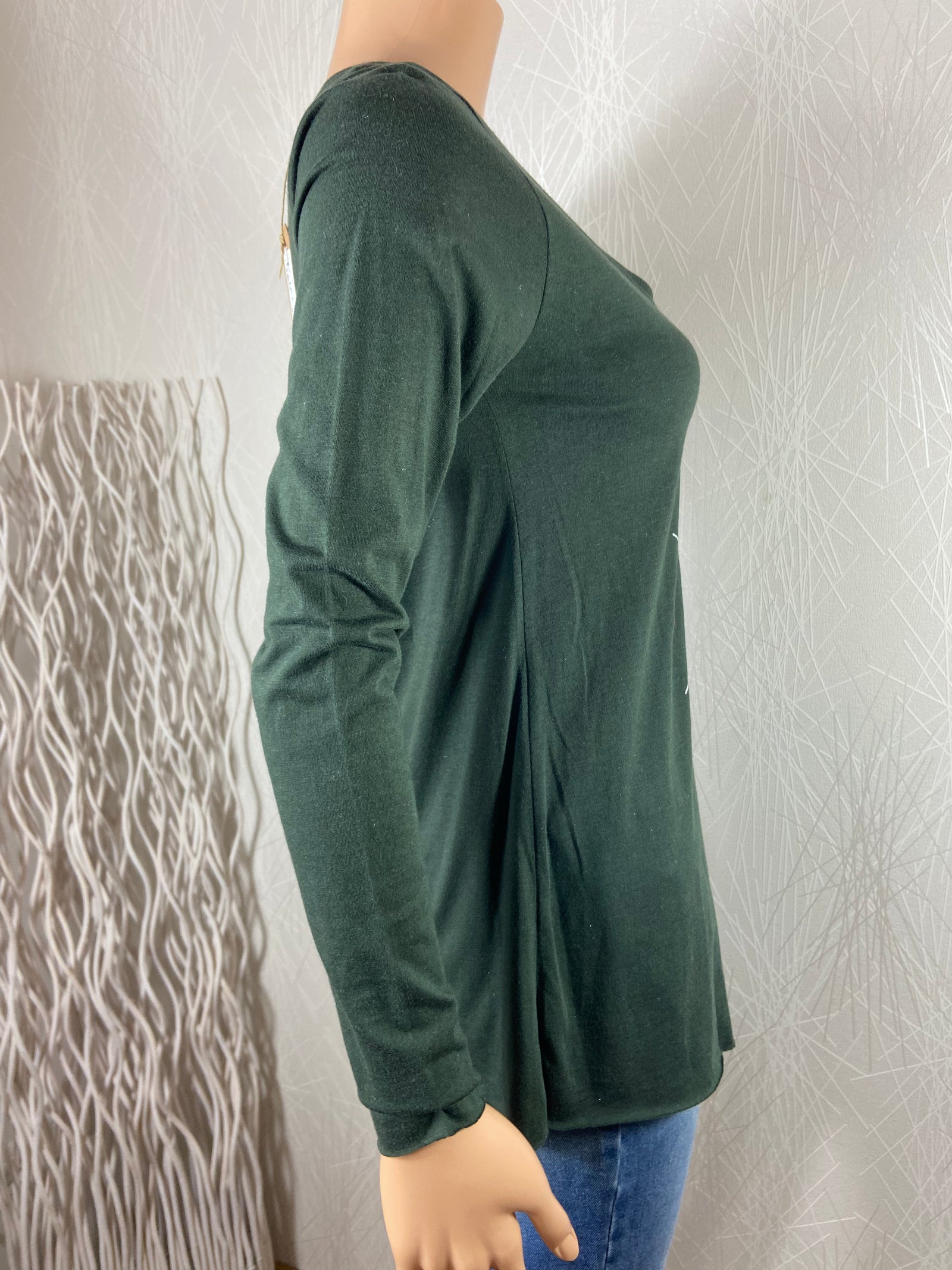 T-shirt kaki manches longues modèle L'Amour Toujours