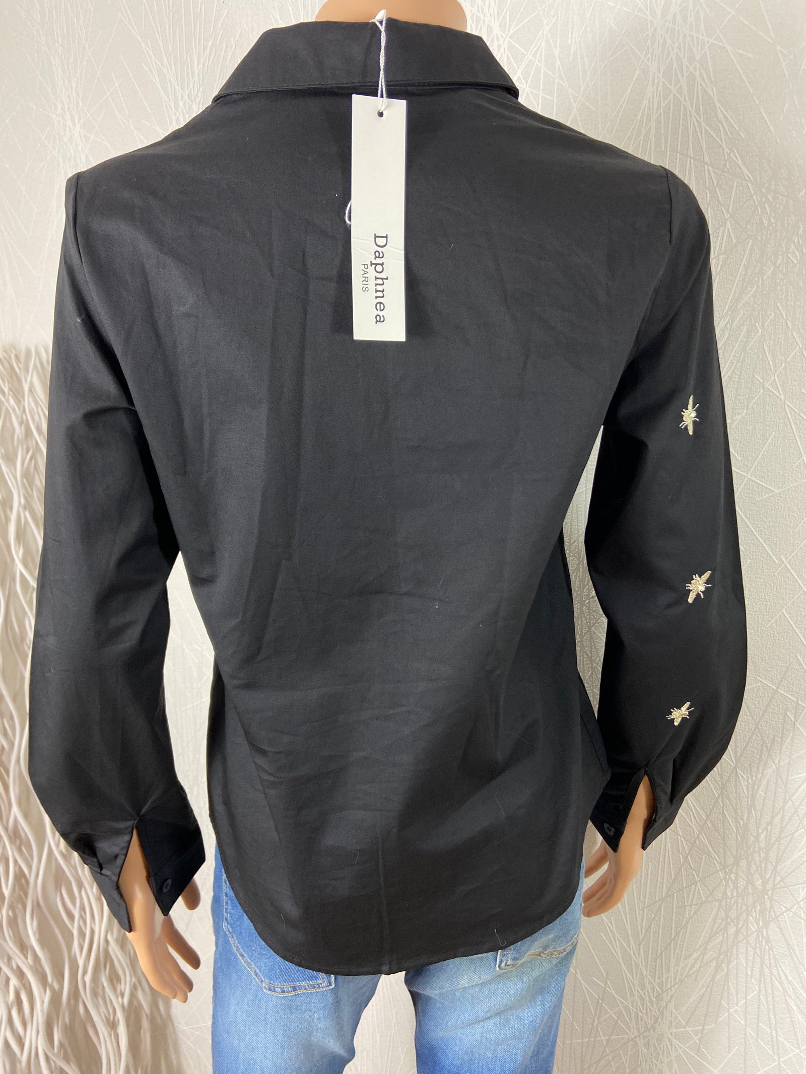 Chemisier noir broderies dorées 100 % coton Daphnea Paris