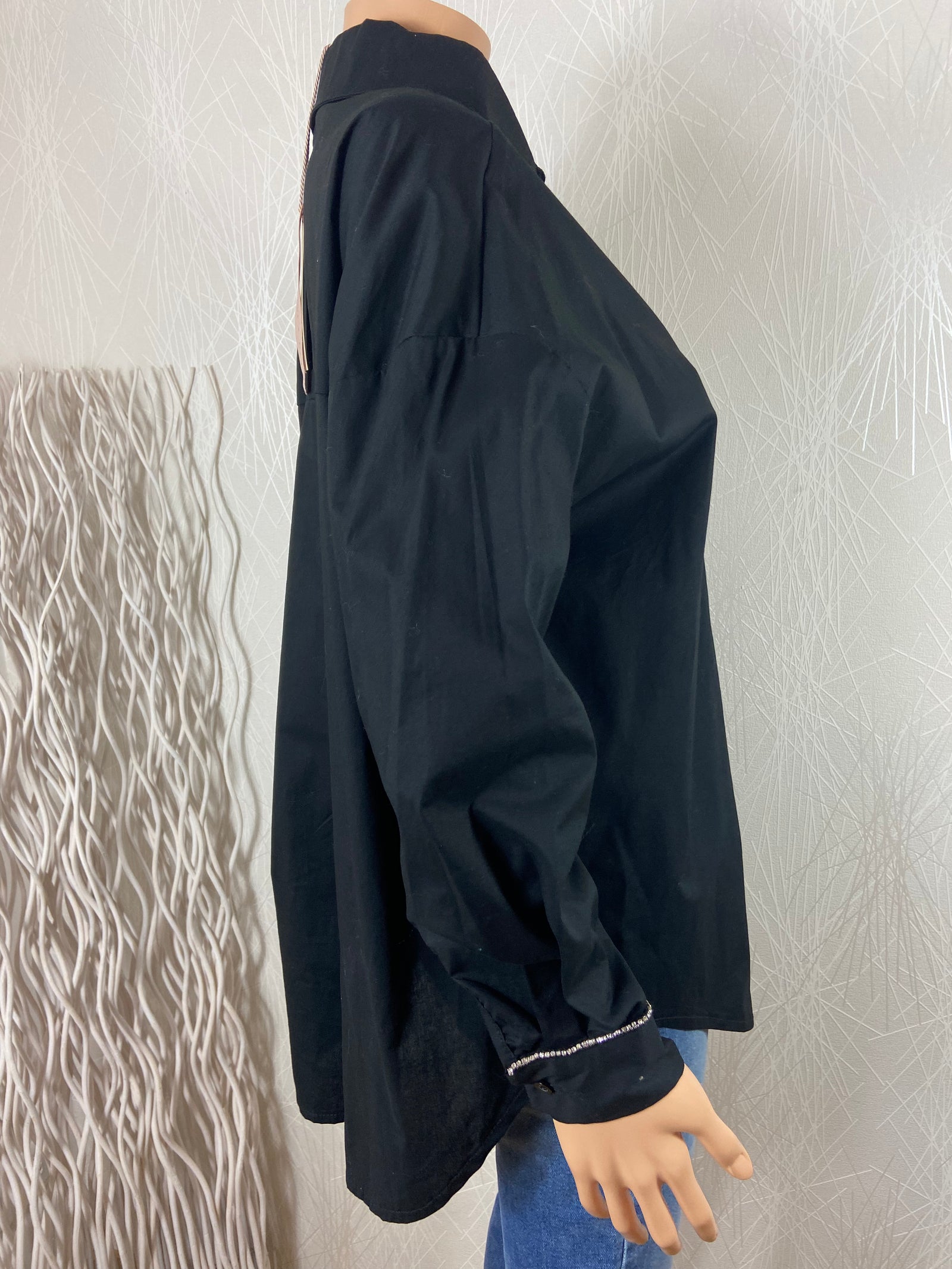 Chemisier noir avec strass coupe droite Zeta Otto - Taille Unique