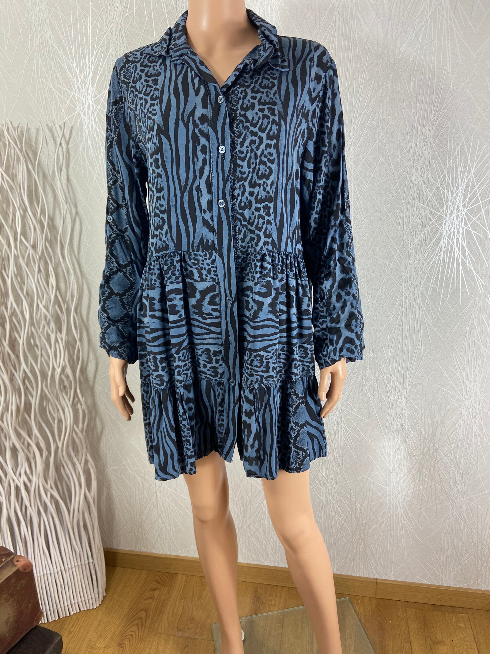 Robe chemise bleue manches retroussables - Offre-Unique