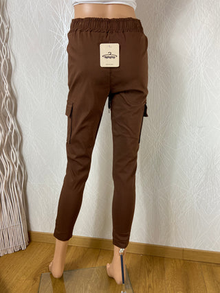 Pantalon brun taille haute coupe slim élastique