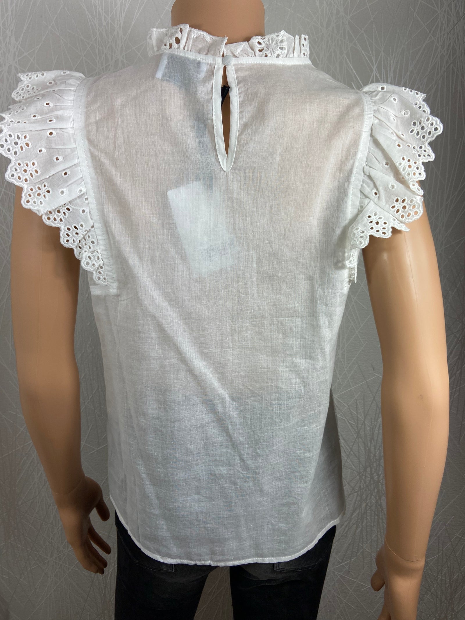 Débardeur broderie anglaise volants transparent Love M