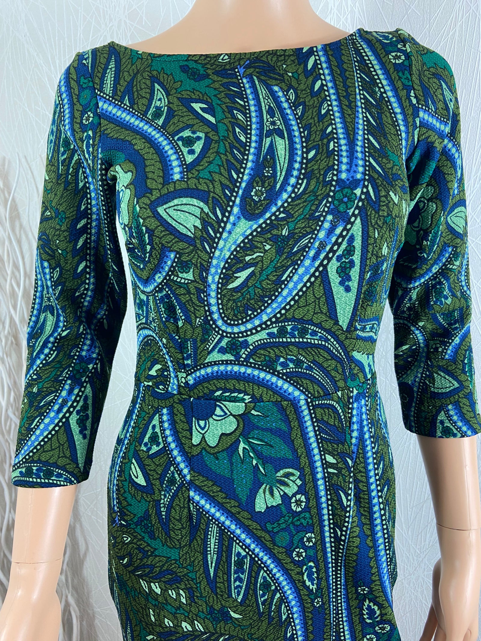 Robe verte midi vintage 70's Gwenn Dress Teardrop Olive Green de King Louie - Offre-Unique