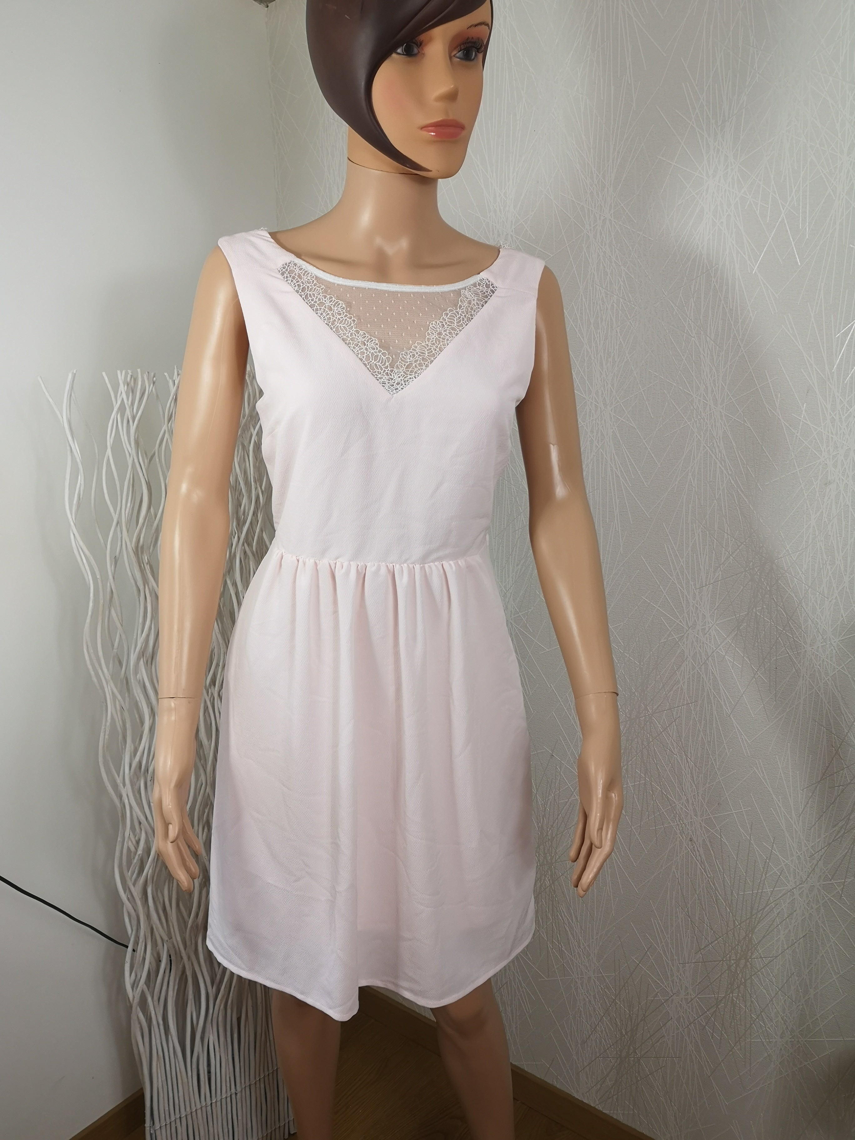 Robe de soir e rose poudr dentelle broderie dos nu Naf Naf