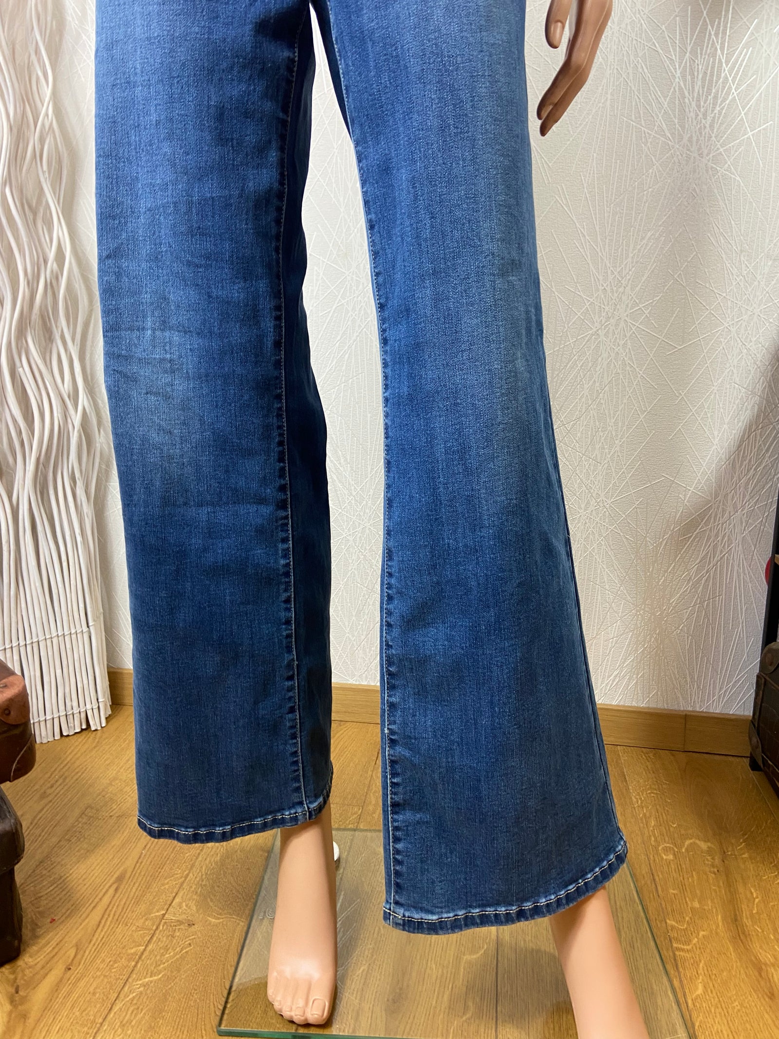 Jeans Vintage Évasé Flare Taille Haute Vintage Effet Usé Stretch Nina Carter