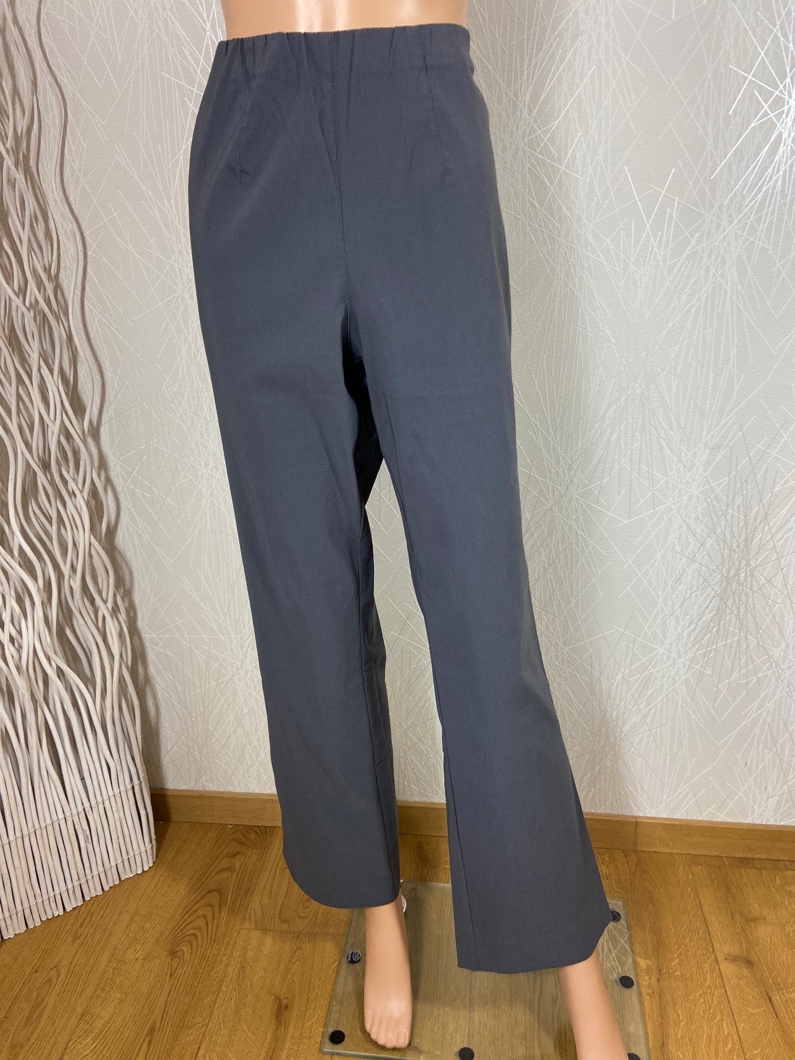 Pantalon gris leger stretch pour femme Ulla Popken