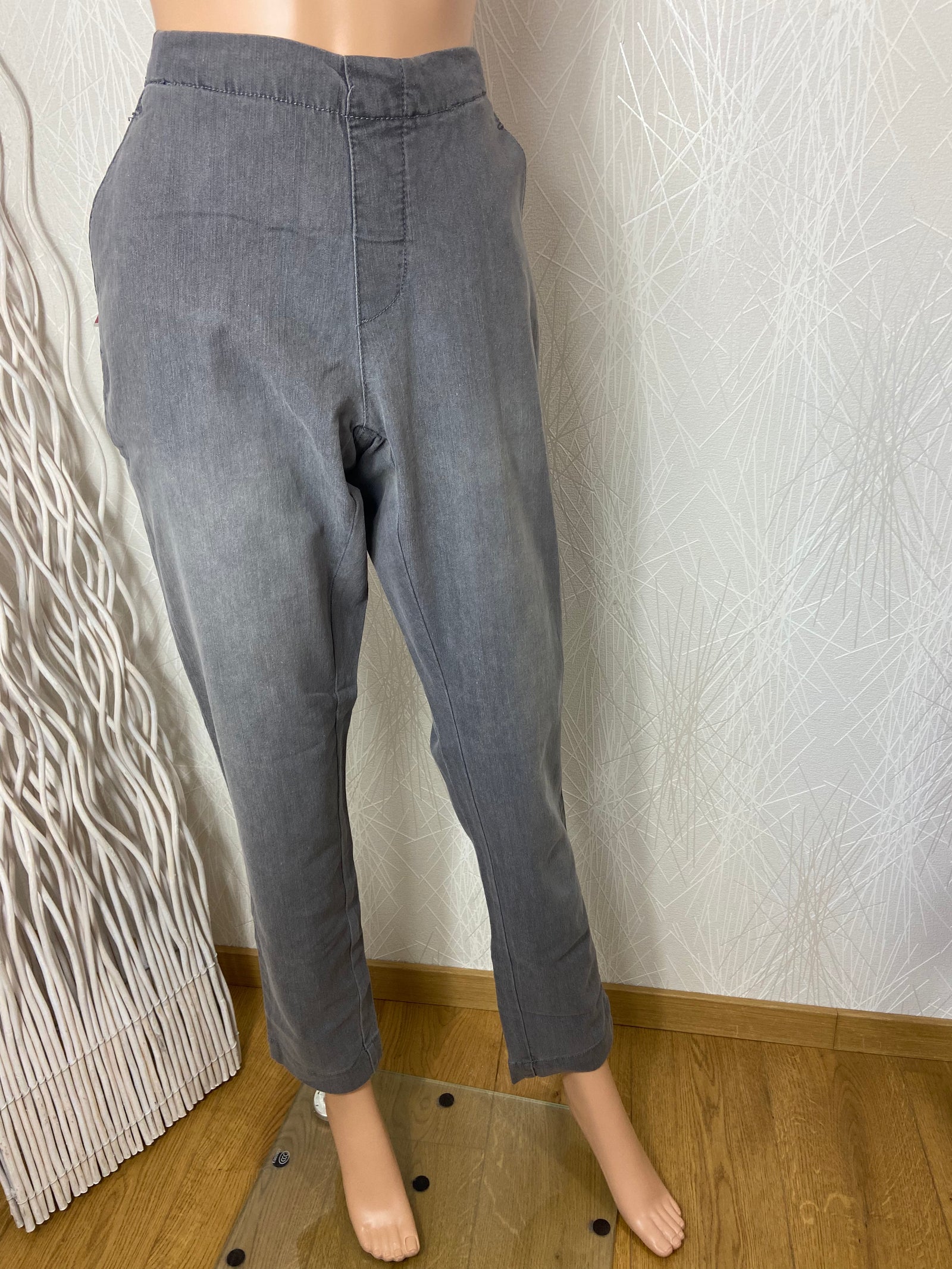 Pantalon gris slim femme Ulla Popken