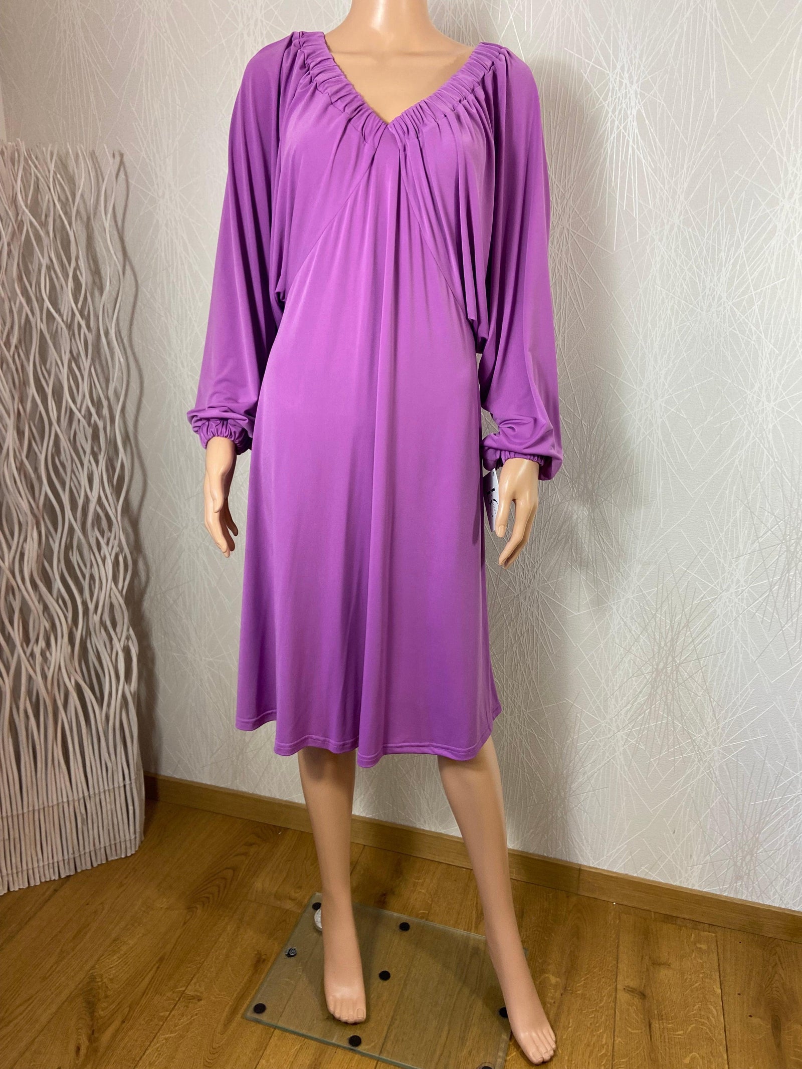 Robe violette jeu de plis manches longues chauve-souris Edmond Boublil - Offre-Unique