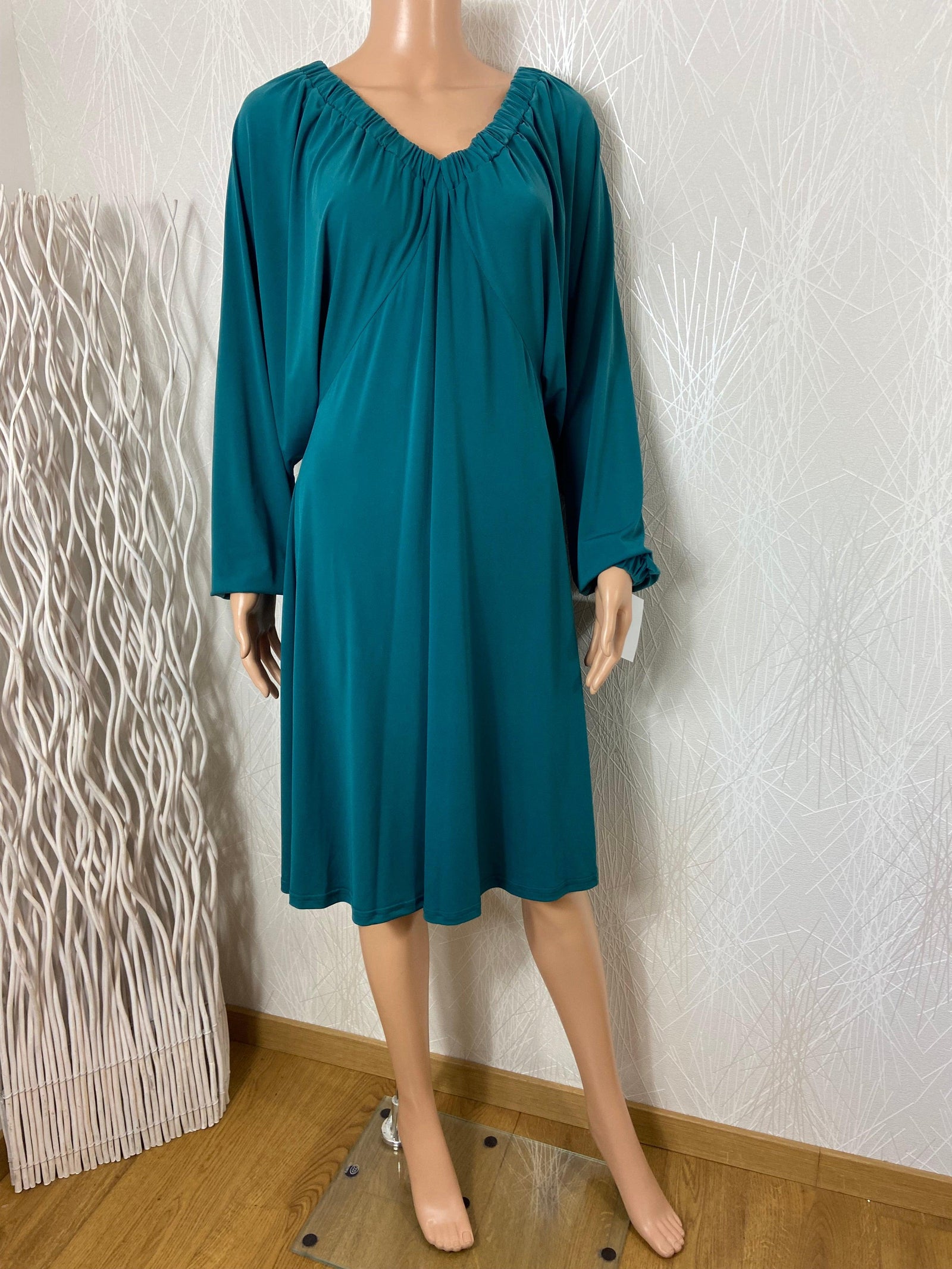 Robe verte jeu de plis manches longues chauve-souris Edmond Boublil - Offre-Unique