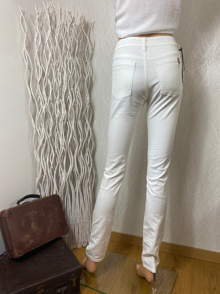 Jeans coupe slim taille haute modèle Bamboo High Waist White Notify Jeans