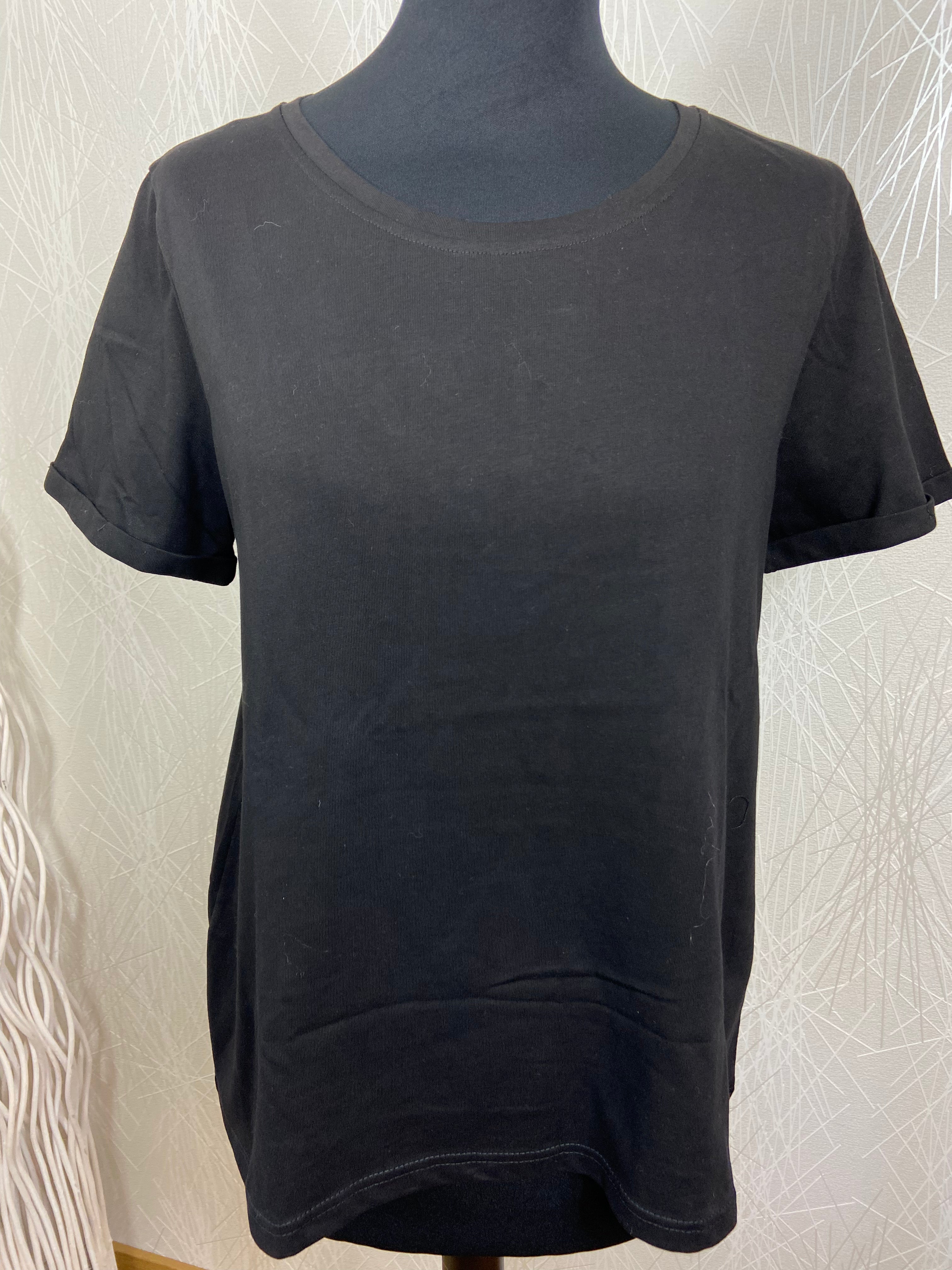 T-shirt noir manches courtes coupe droite Charlior