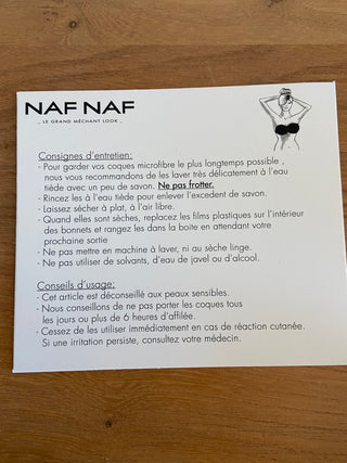 Coque soutien-gorge adhésives Naf Naf
