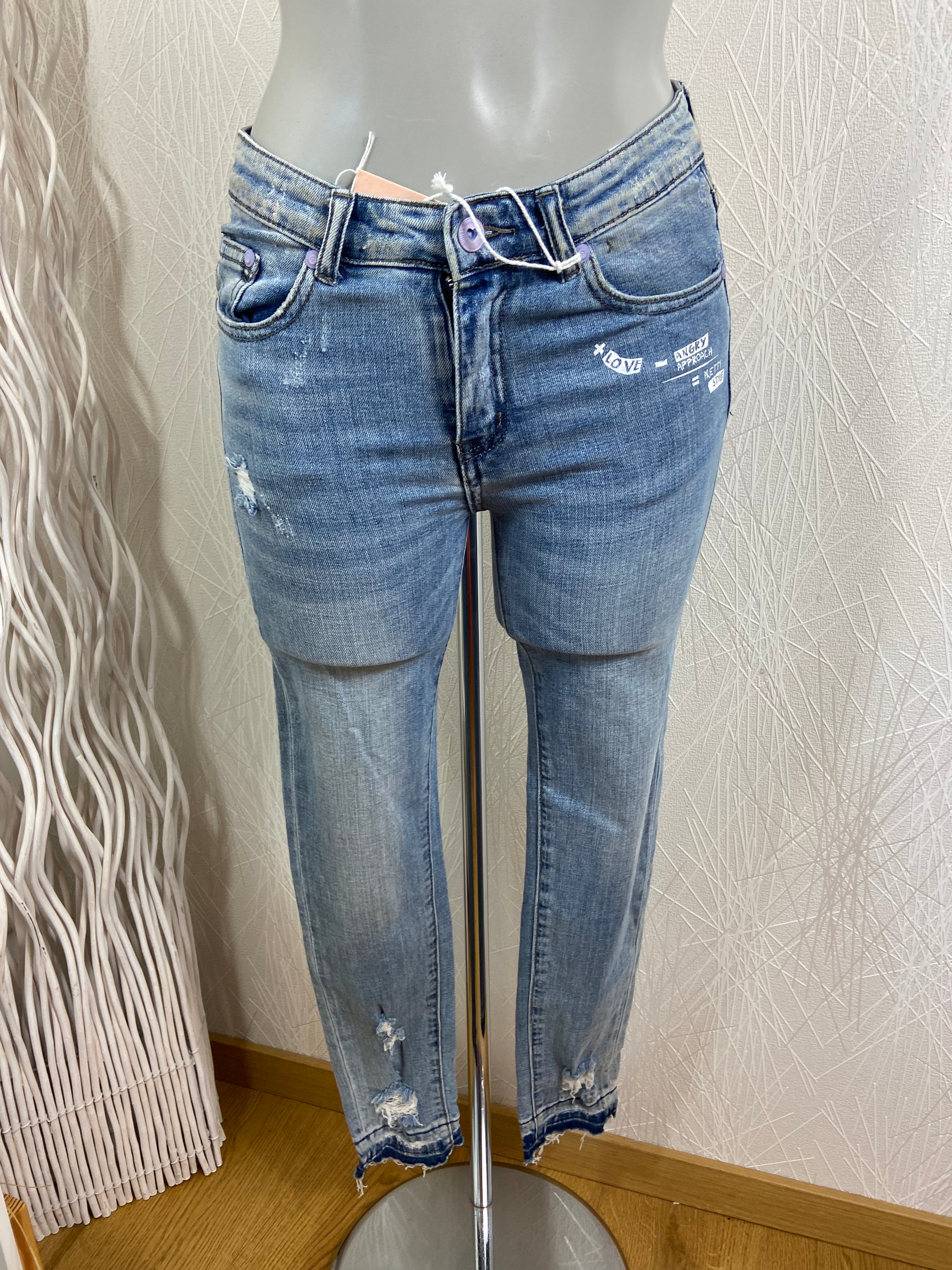 Jeans skinny fit modèle Charlotte Wiya