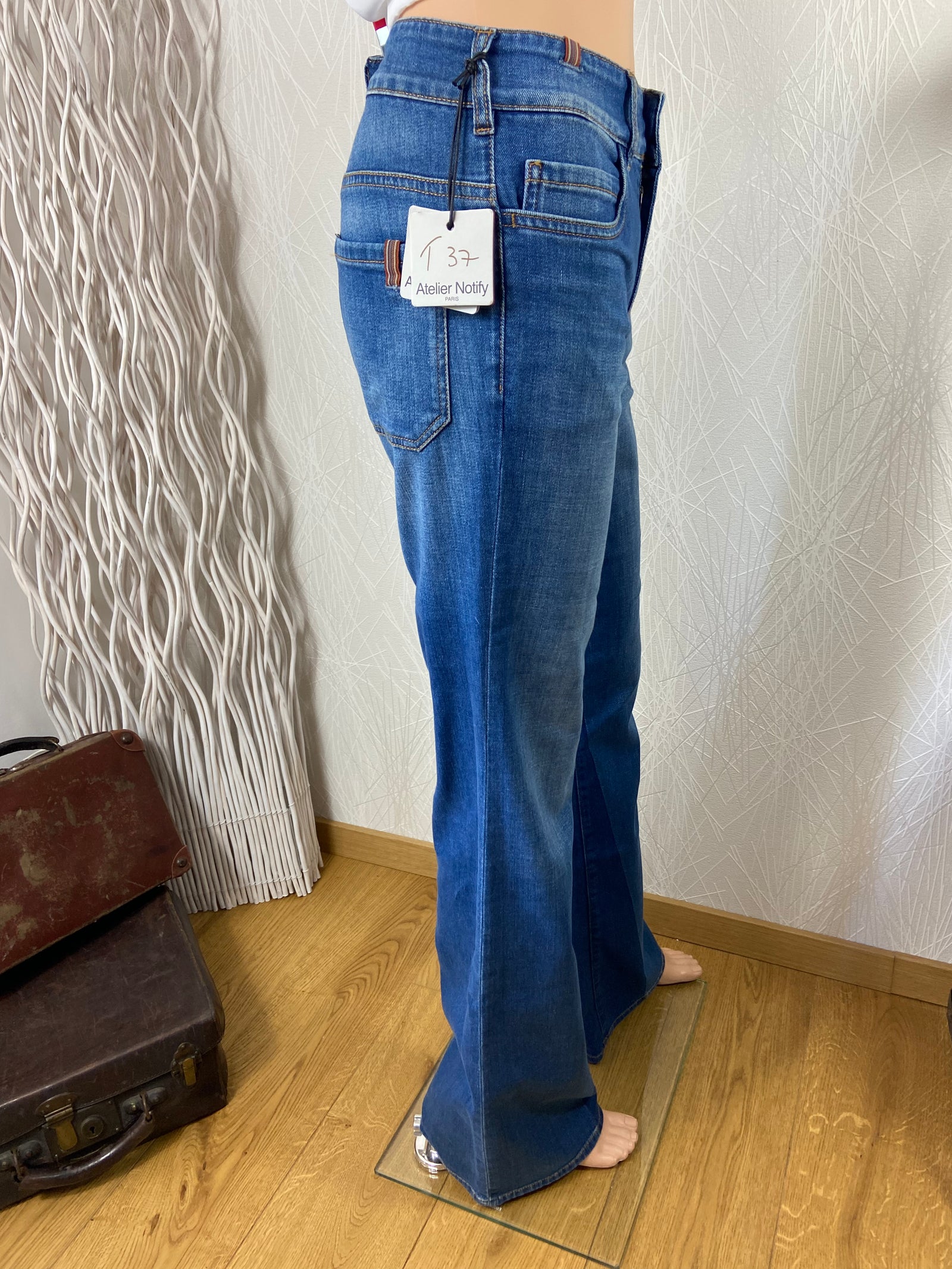 Jeans denim coupe flare taille haute modèle Dahlia bicolore Medium Blue Notify Jeans