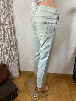 Jean coupe boyfriend ajustée modèle Bamboo Loose Bleach Notify Jeans