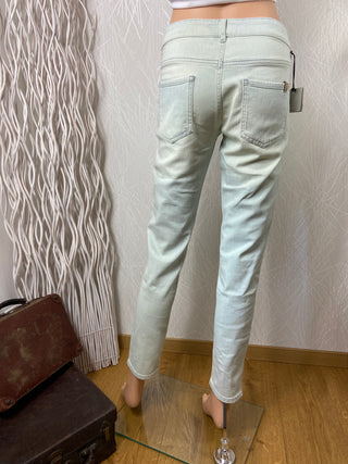 Jean coupe boyfriend ajustée modèle Bamboo Loose Bleach Notify Jeans