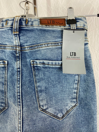 Jeans slim coupe mom LTB Blue addicted