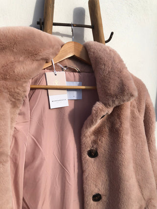 Manteau long chaud en fourrure synthétique rose pale Rino & Pelle