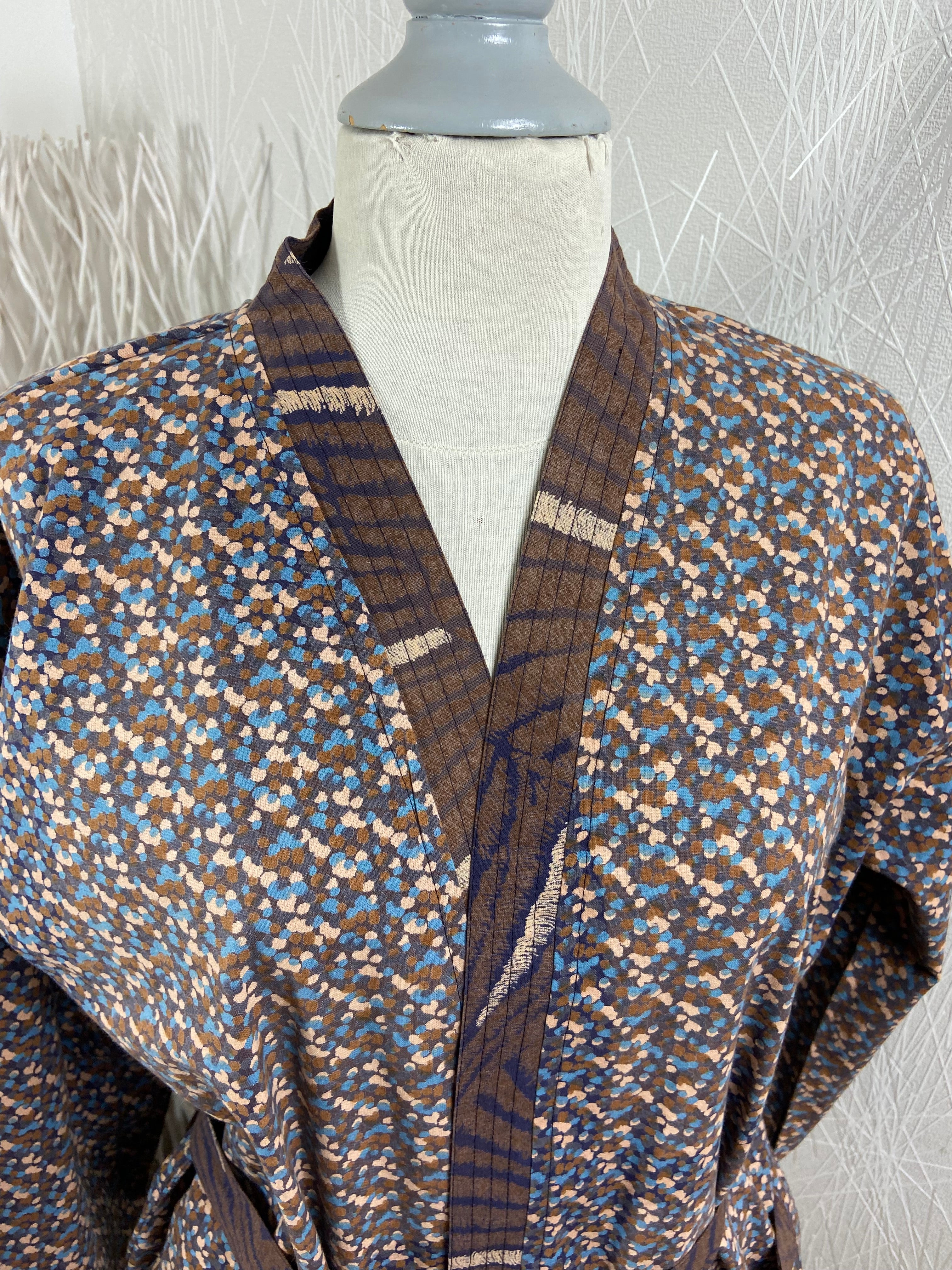 Kimono imprimé ultra féminin confortable modèle Classique Pipa Cobalt La Fiancée du Mekong - Taille unique